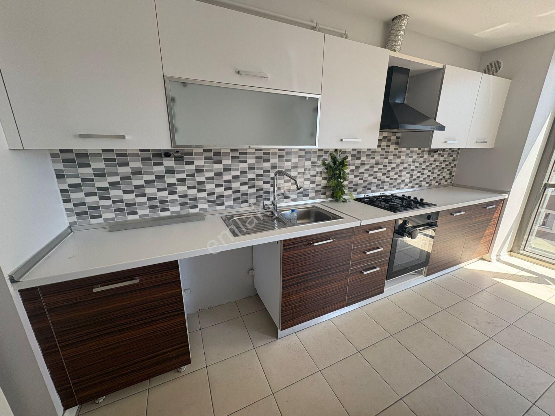 Esenyurt İnnovia 2 De Şehir Manzaralı, Kapalı Mutfak 2+1 Satılık Daire - Görsel 3