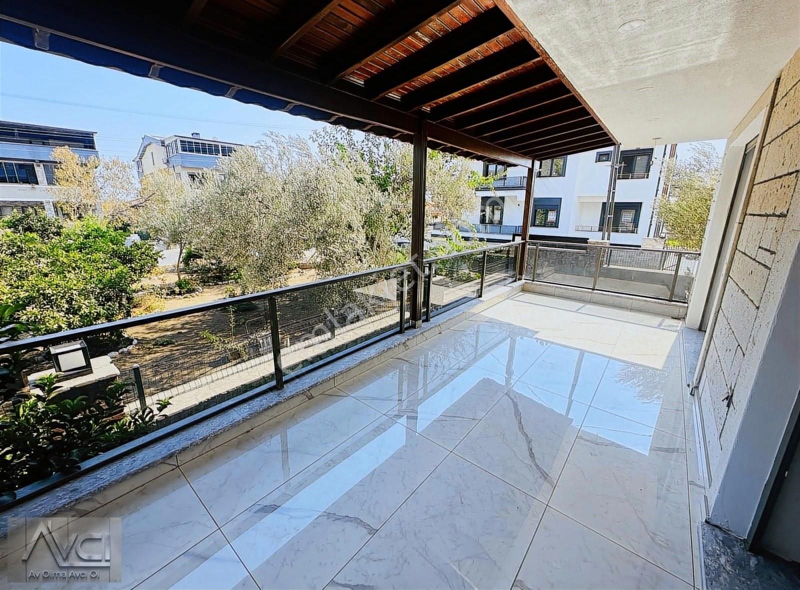 Avcı'dan Altınoluk'ta Bahçeli Müstakil Geniş Odalı Sıfır Villa - Görsel 20