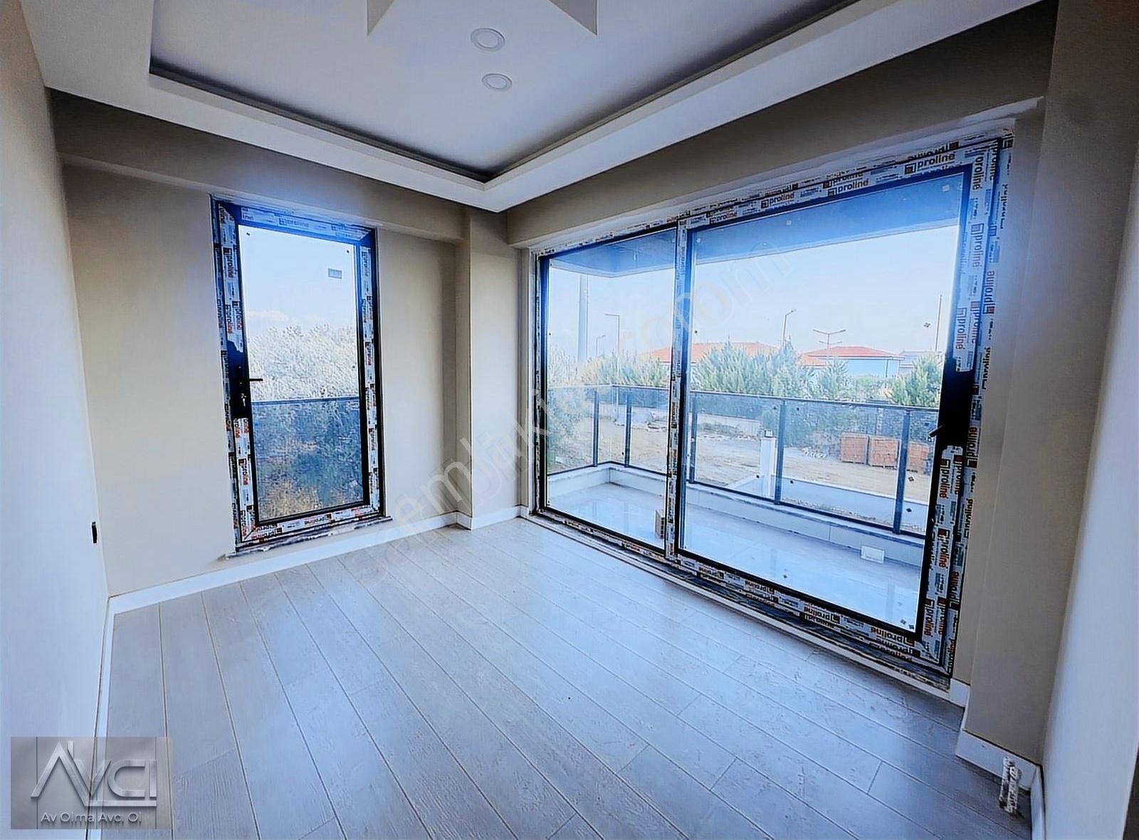 Avcı'dan Altınoluk Narlı'da 700m2 Arsa Havuzlu Müstakil Villa - Görsel 11