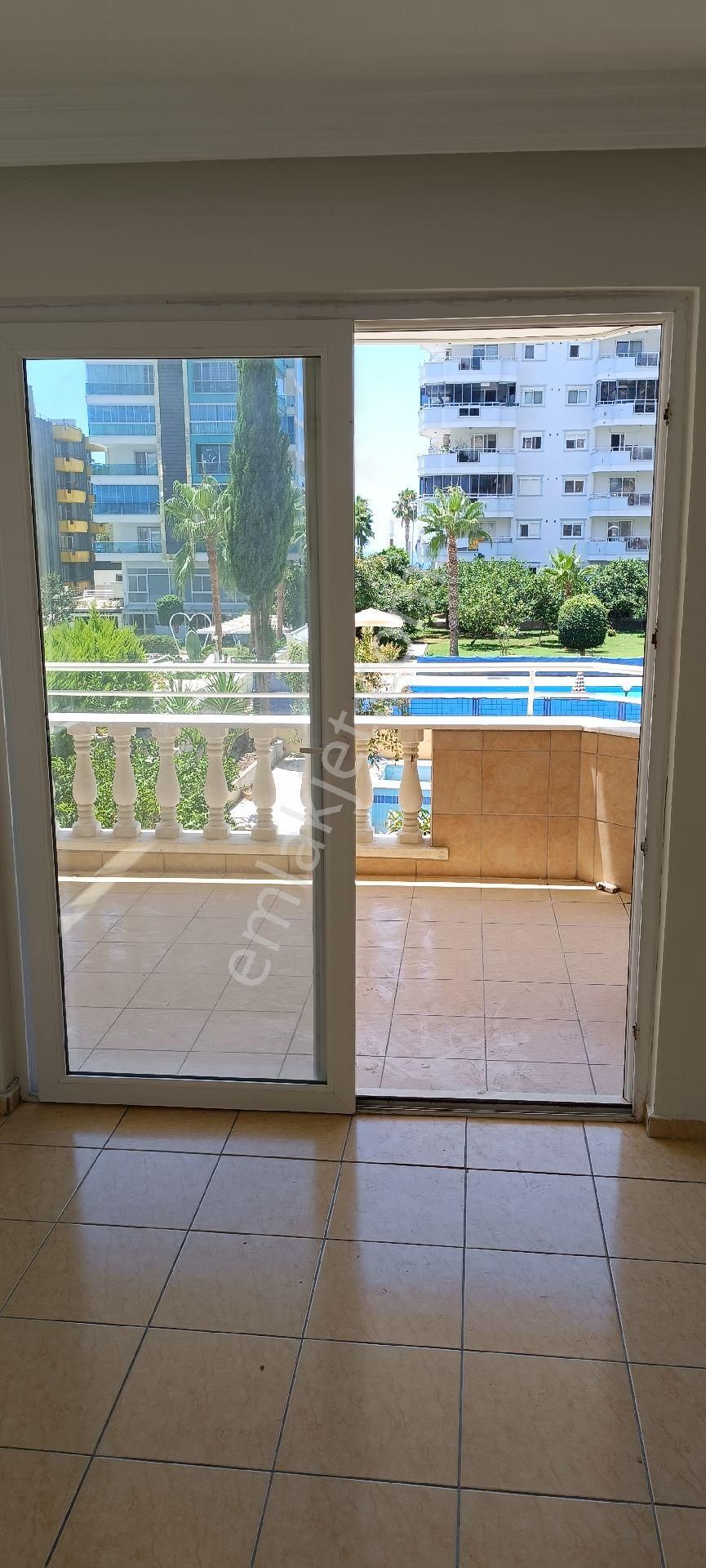 Mahmutlar 2+1 Kiralık Barboros Caddesine Sıfır