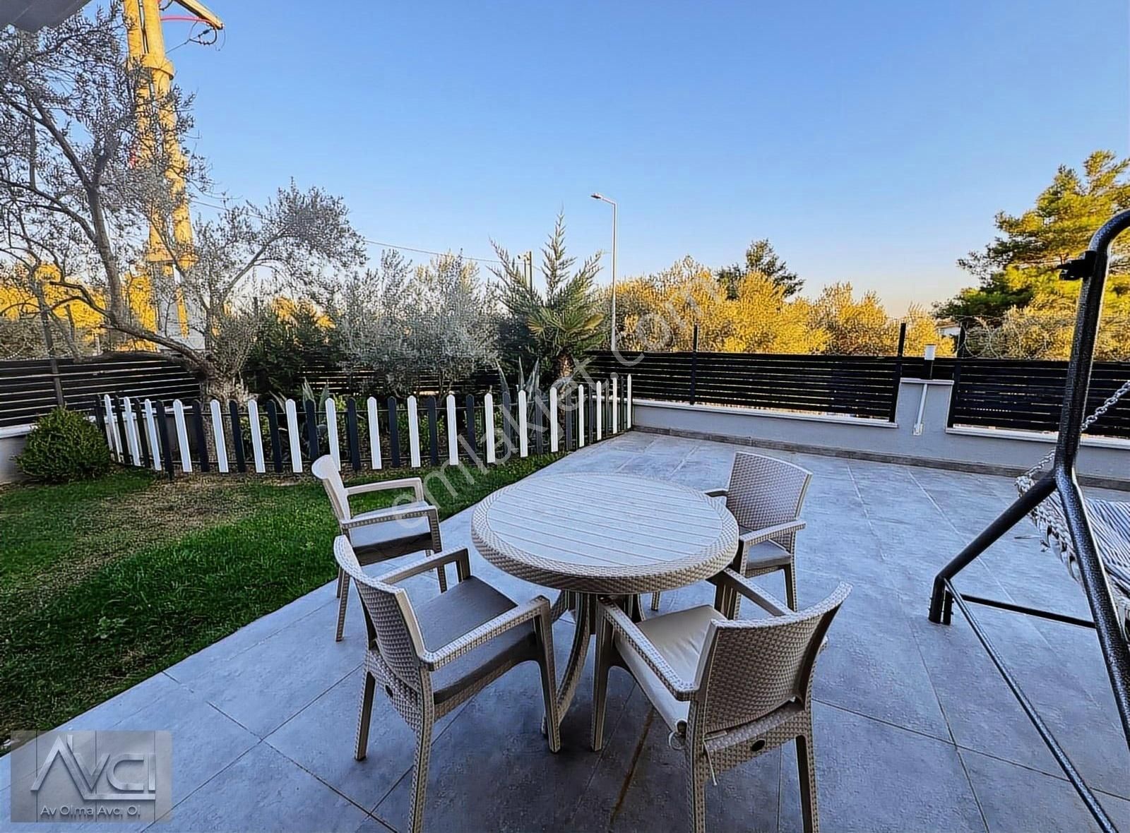 Avcı'dan Altınoluk 700m2 Arsalı Müstakil Havuzlu 5+1 Villa - Görsel 33