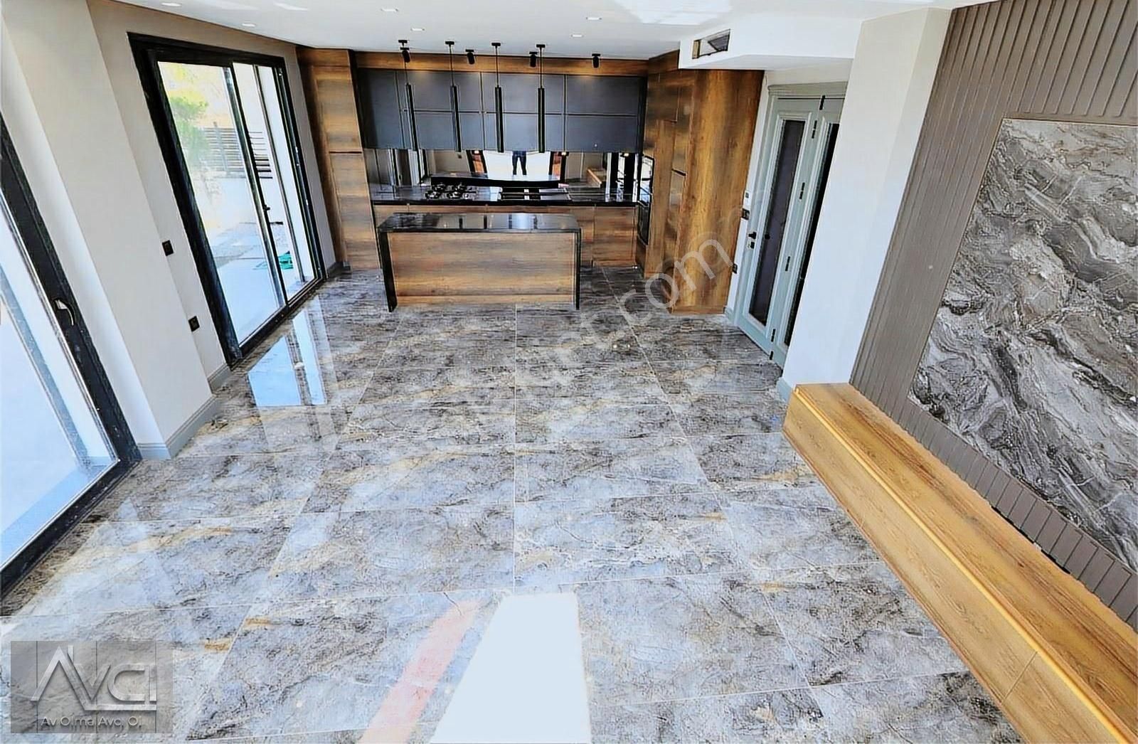 Avcı'dan Altınoluk 700m2 Arsalı Müstakil Havuzlu 5+1 Villa - Görsel 31