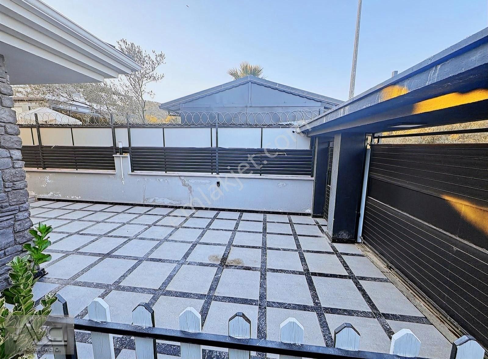 Avcı'dan Altınoluk 700m2 Arsalı Müstakil Havuzlu 5+1 Villa - Görsel 29