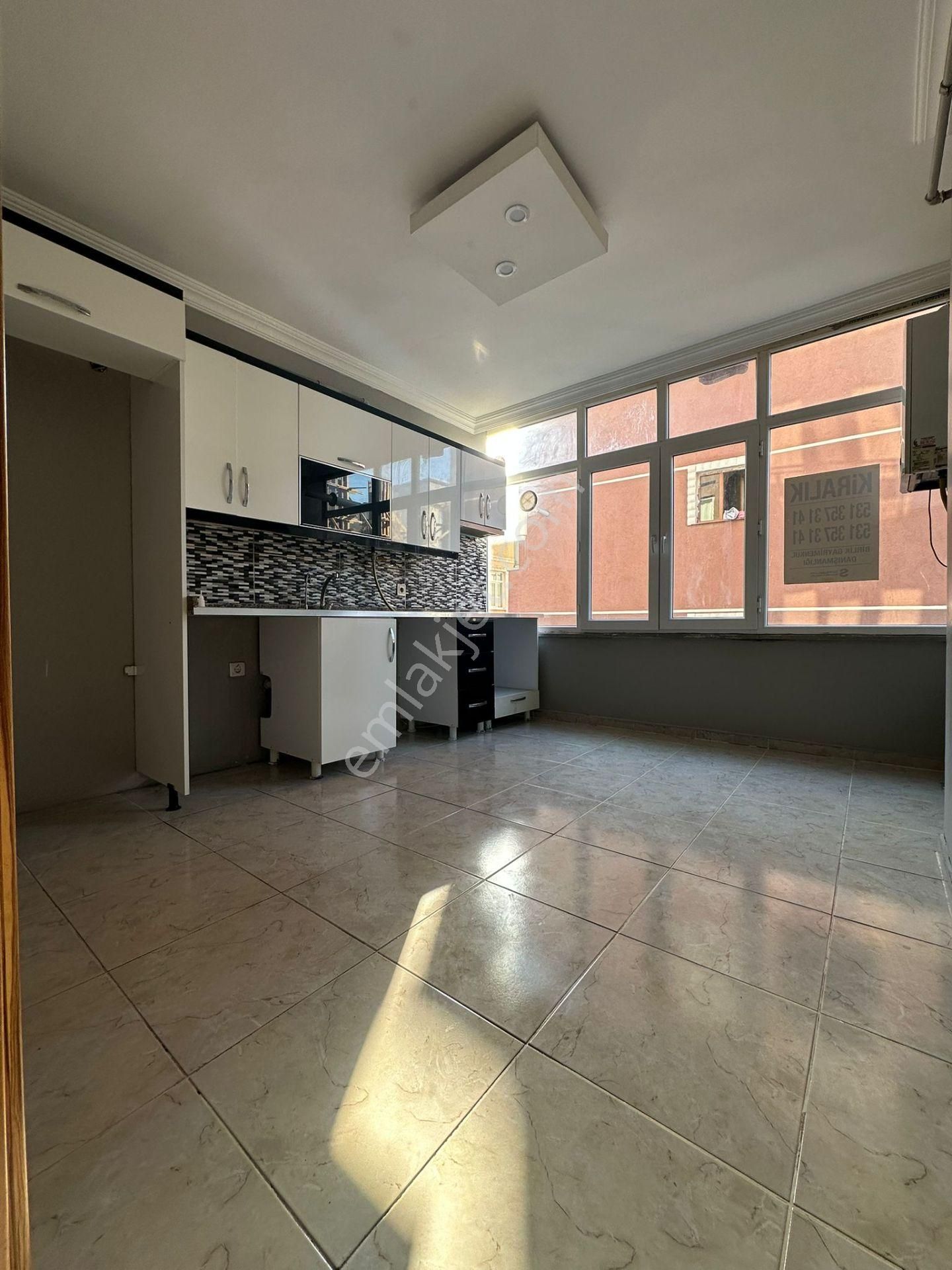 Çerkezköy Kızılpınar'da 100 M2 2+1 Kiralık Daire