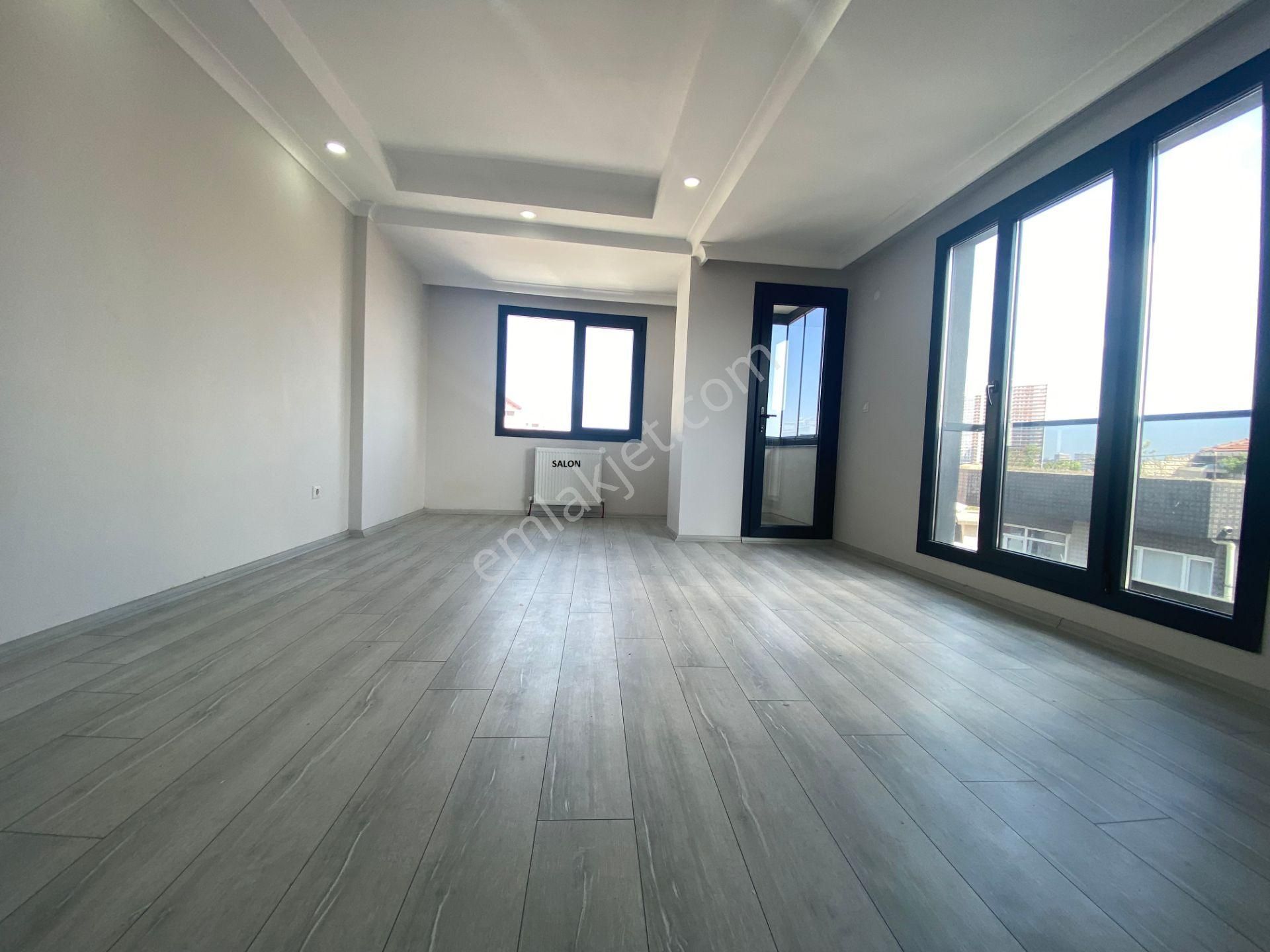 Avrupa Emlak Tan Esenler Mimar Sinan Mh 95m²2+1 4.kat,asansörlü,2 Yıllık,metroya 2 Dk(memur Aileye)
