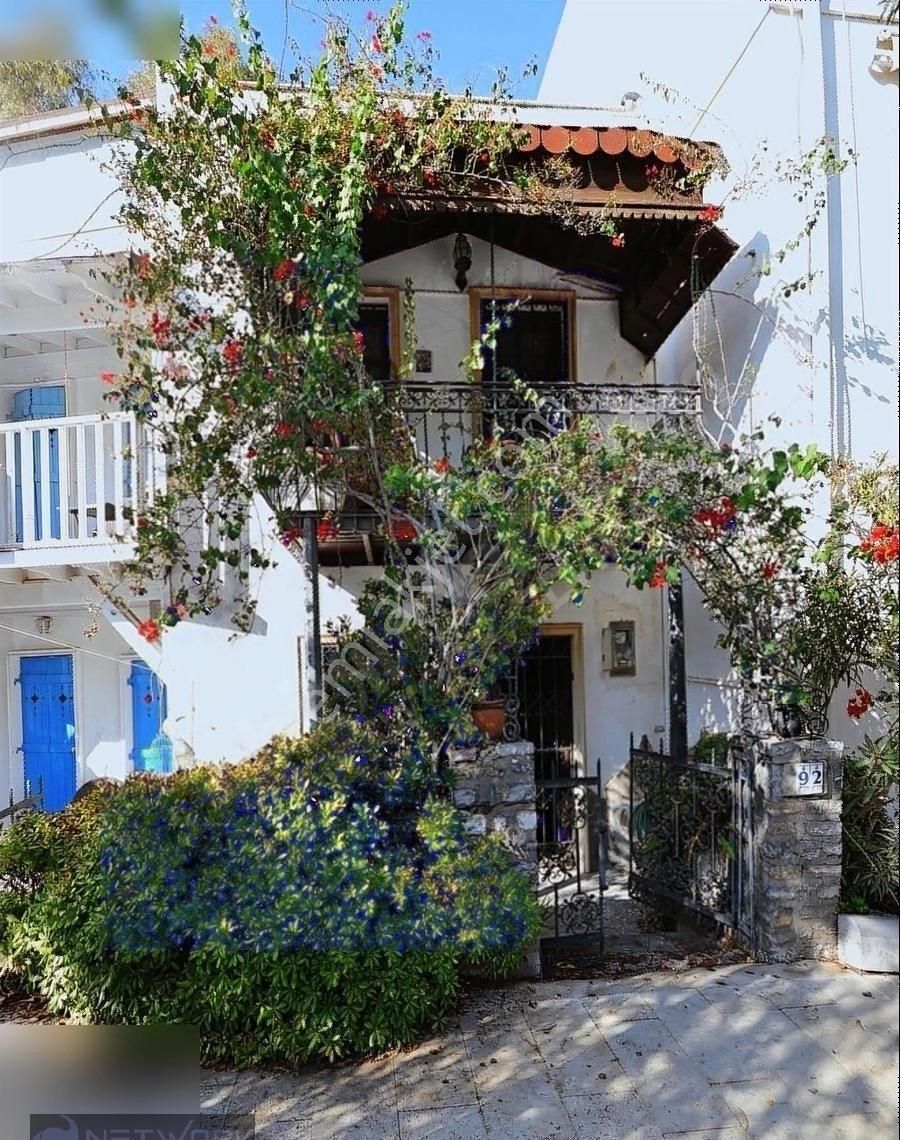 Bodrum Marınada Müstakil İster Konut İster İş Yeri 2+1/ 105 M2