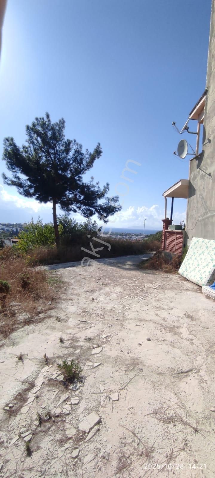 Aydın Kuşadası Soğucakta 3 Kat İmarlı Kooperatif 2 Adet Kooperatif Hissesi