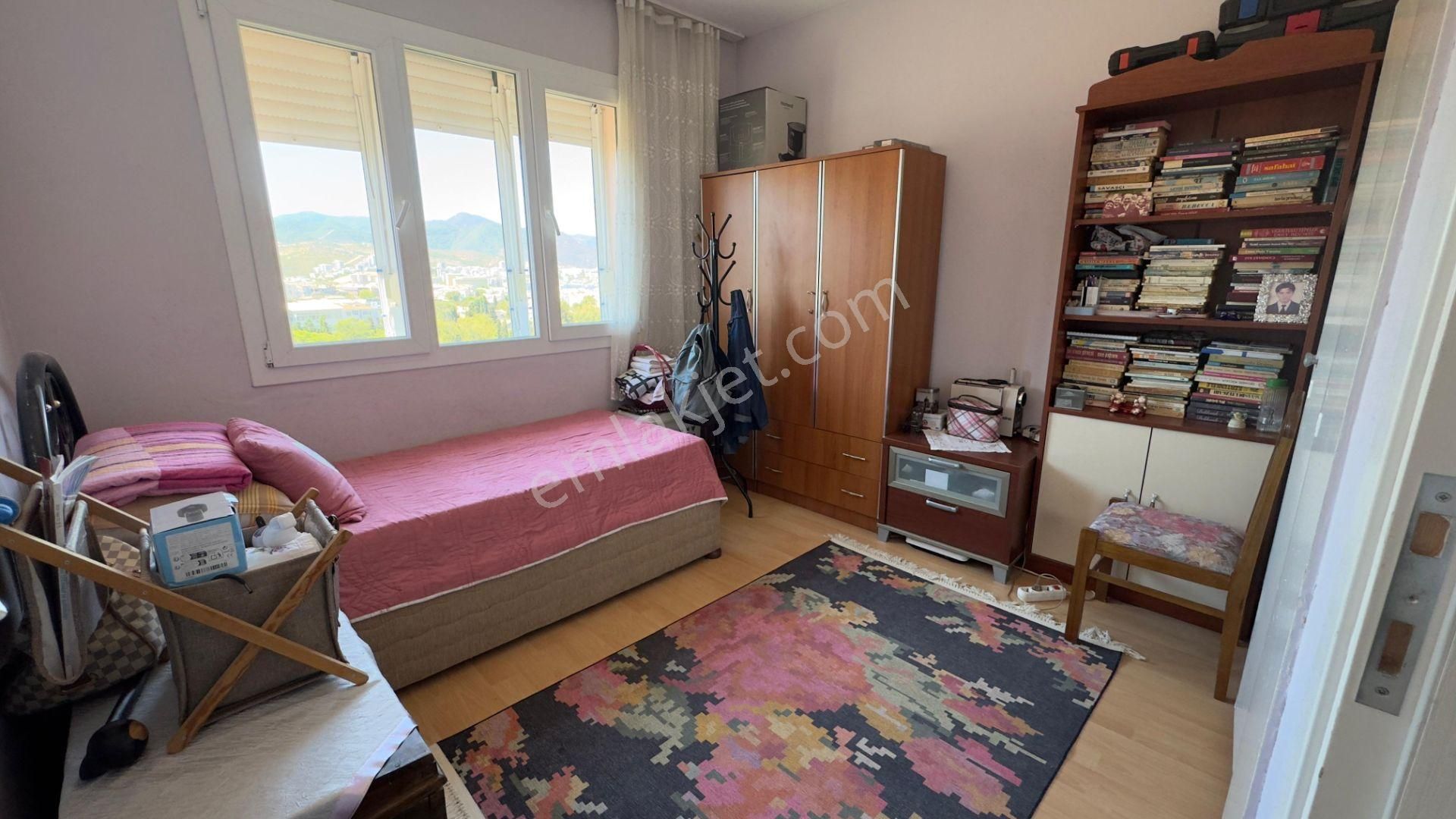 Basın Sitesi’nde Nezih Sokakta, Ferah Ve Bakımlı 3+1 Ara Kat Daire - Görsel 17