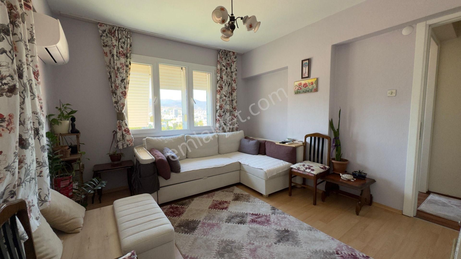 Basın Sitesi’nde Nezih Sokakta, Ferah Ve Bakımlı 3+1 Ara Kat Daire - Görsel 13