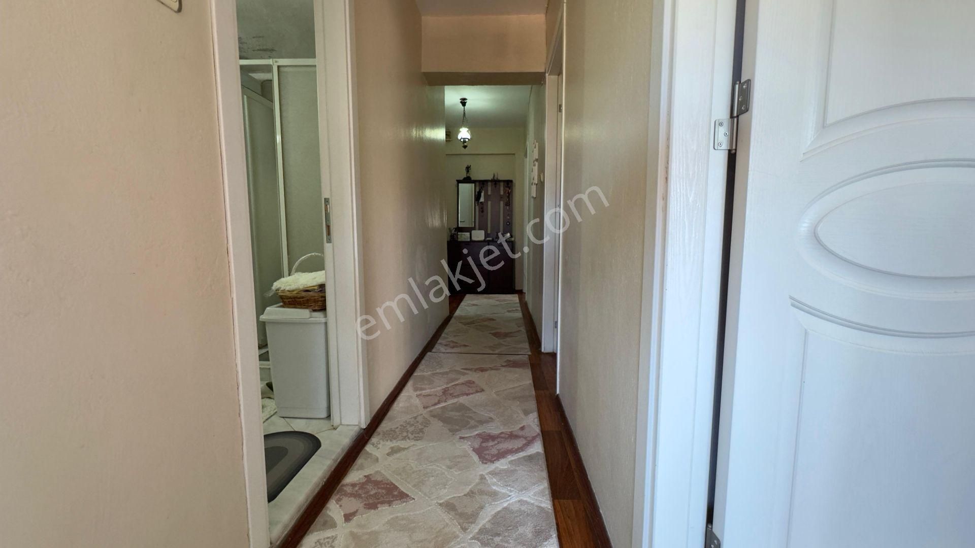 Basın Sitesi’nde Nezih Sokakta, Ferah Ve Bakımlı 3+1 Ara Kat Daire - Görsel 9