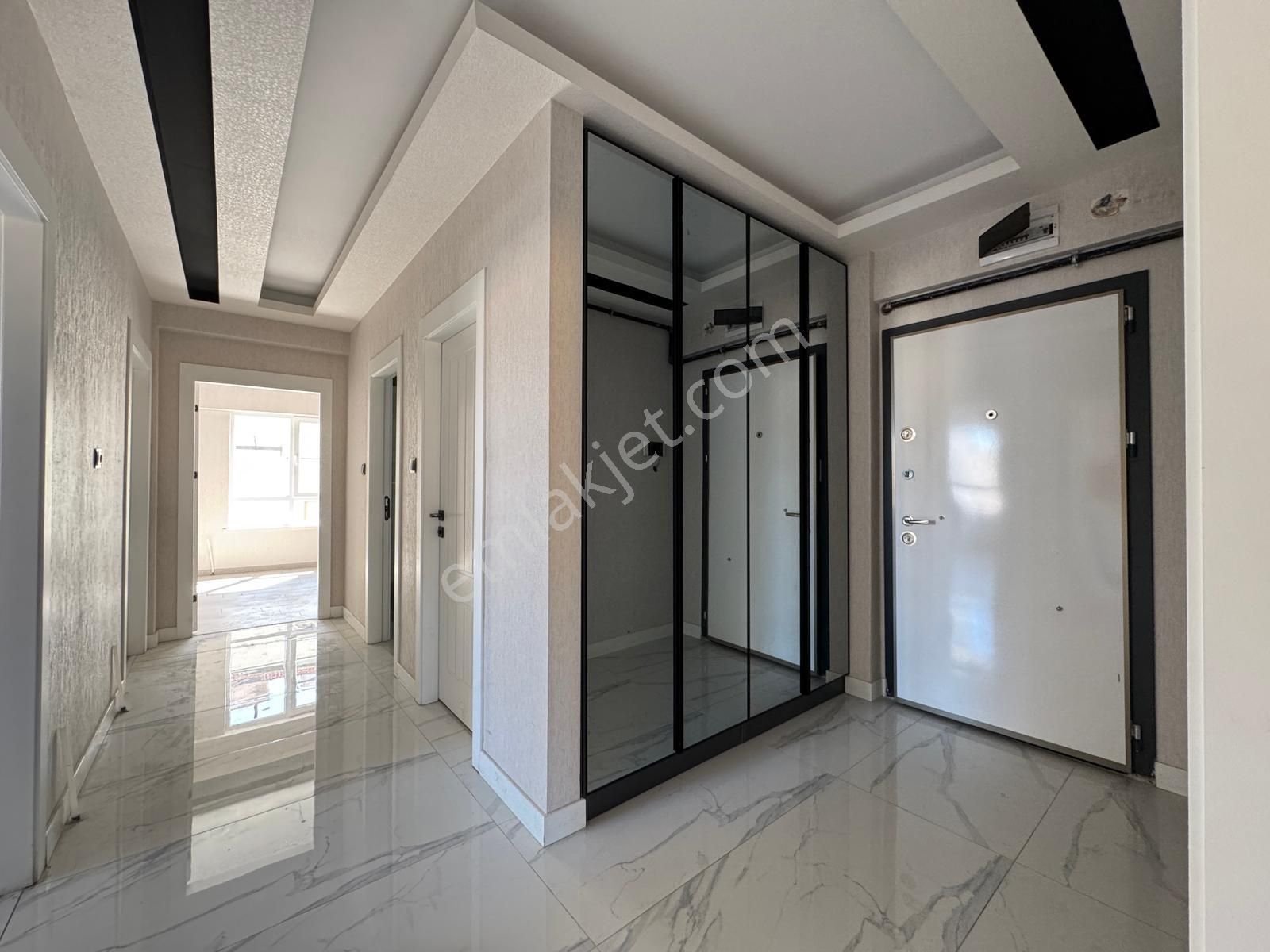 Bağlum Bulvarı Yakınında Cadde Üzeri Full Lüks Yapılı 3+1 Daire! - Görsel 19