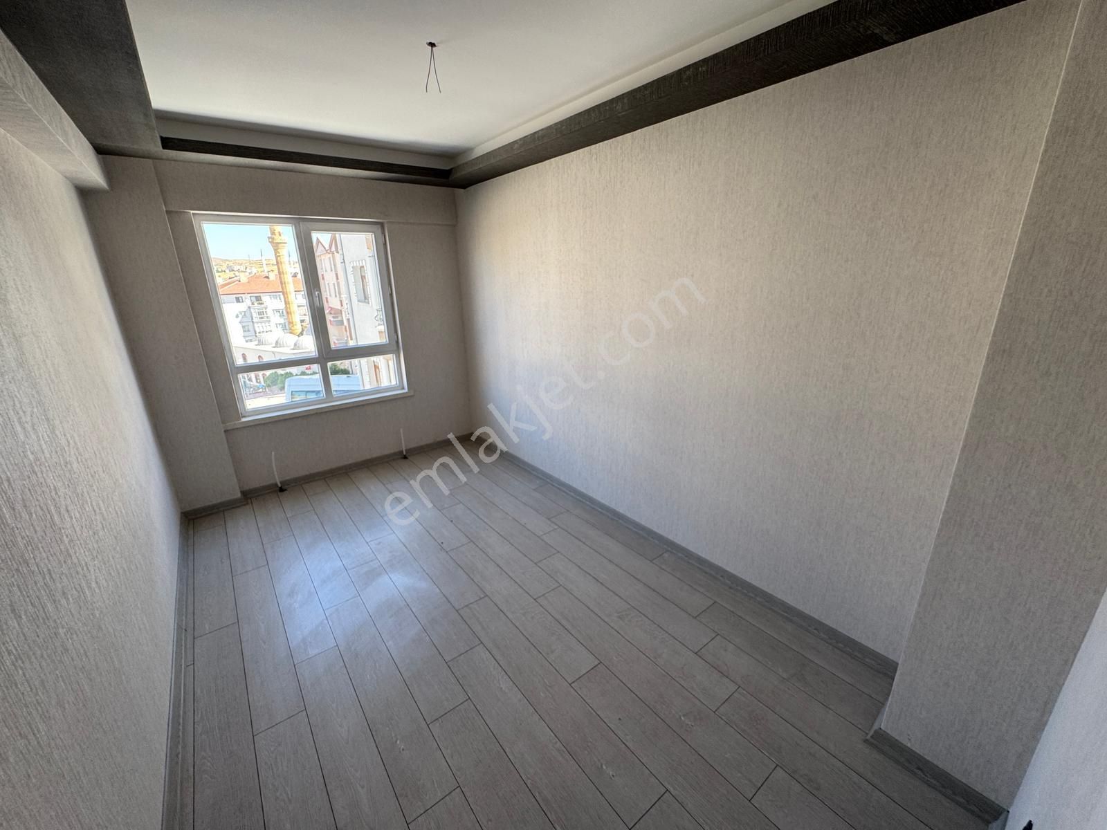 Bağlum Bulvarı Yakınında Cadde Üzeri Full Lüks Yapılı 3+1 Daire! - Görsel 13