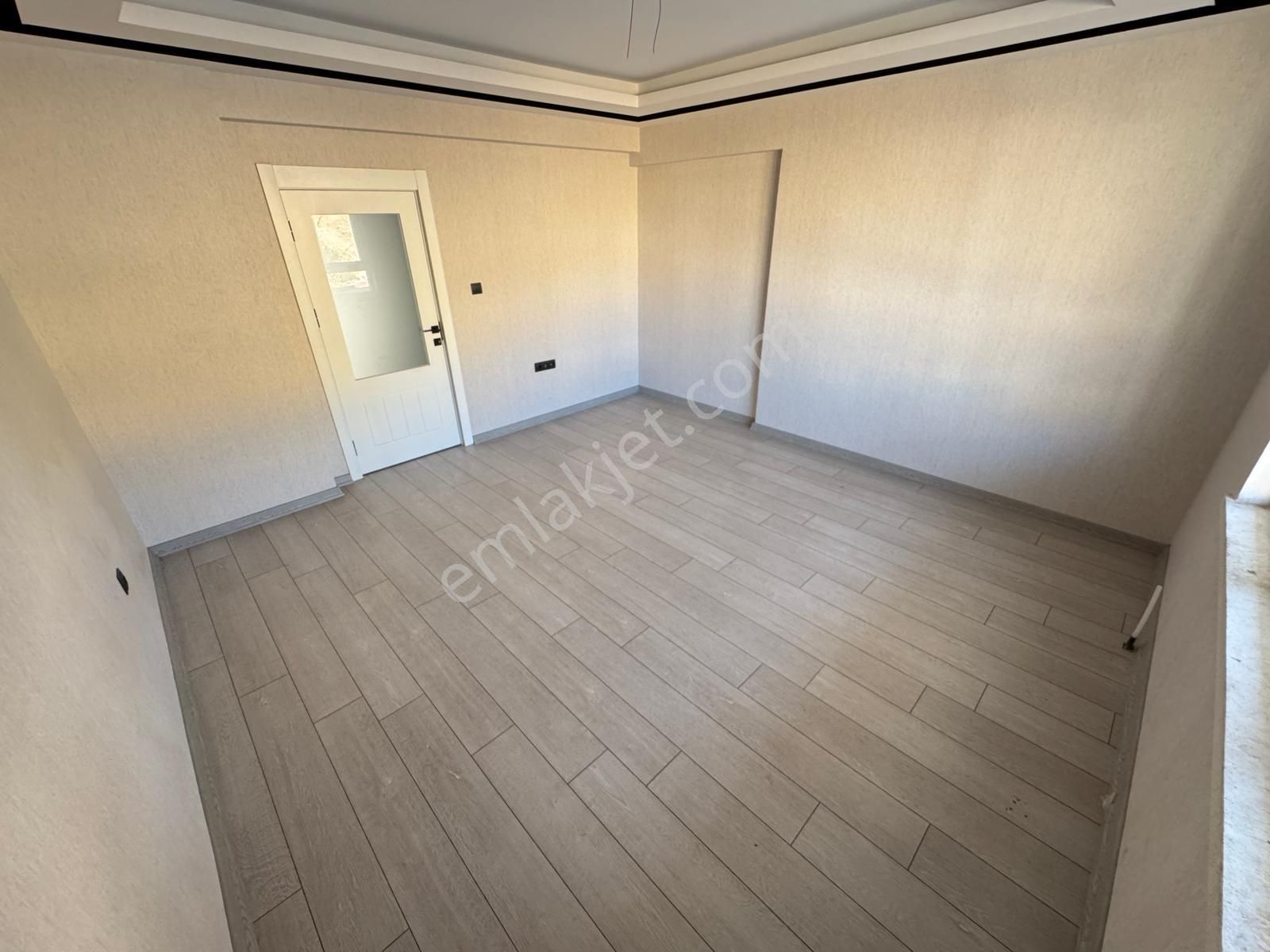 Bağlum Bulvarı Yakınında Cadde Üzeri Full Lüks Yapılı 3+1 Daire! - Görsel 7