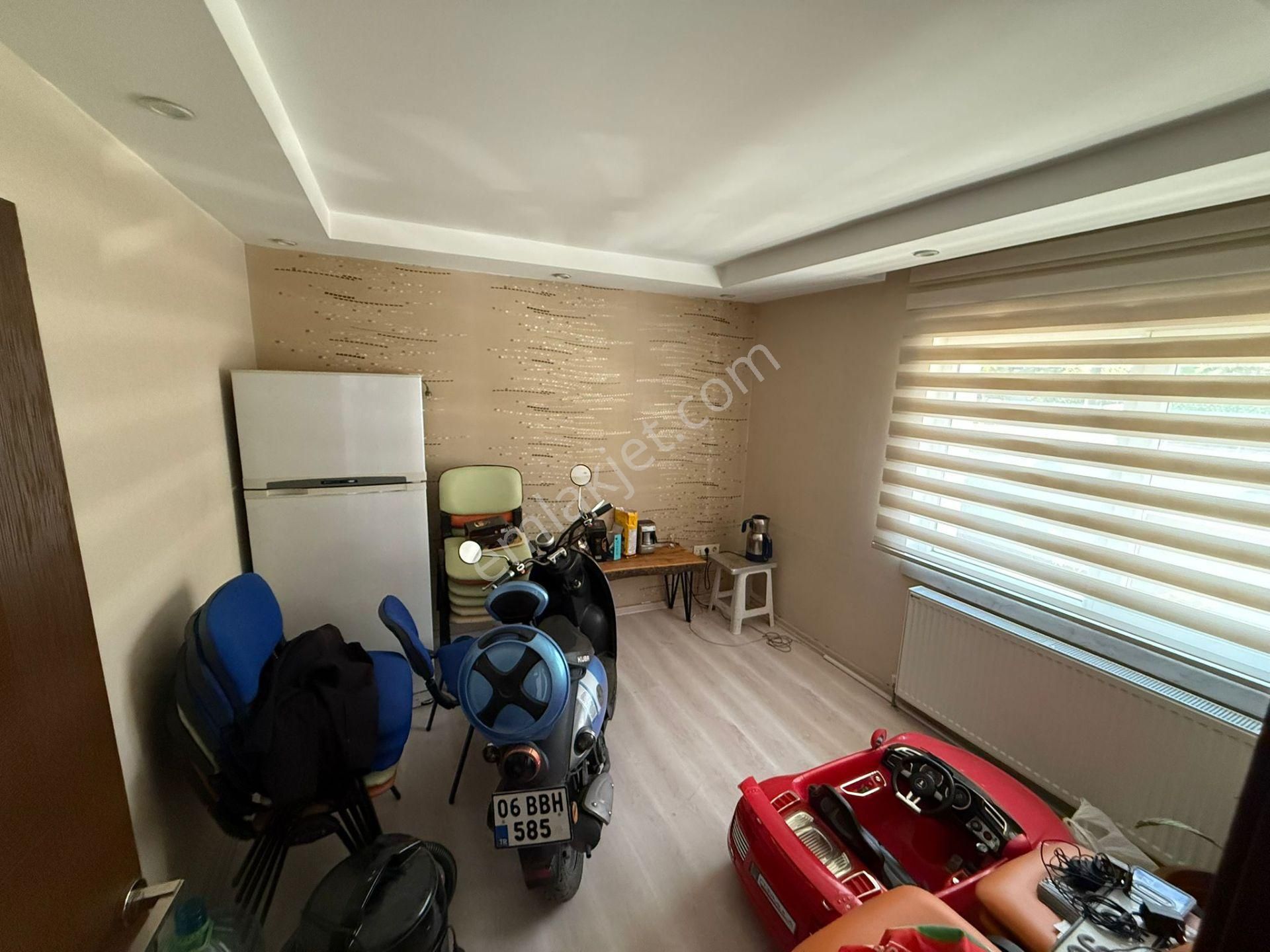 Rıza Acar'dan Velüx Avm Yanında Köşe Bahçeli Full Yapılı Müstakil - Görsel 29