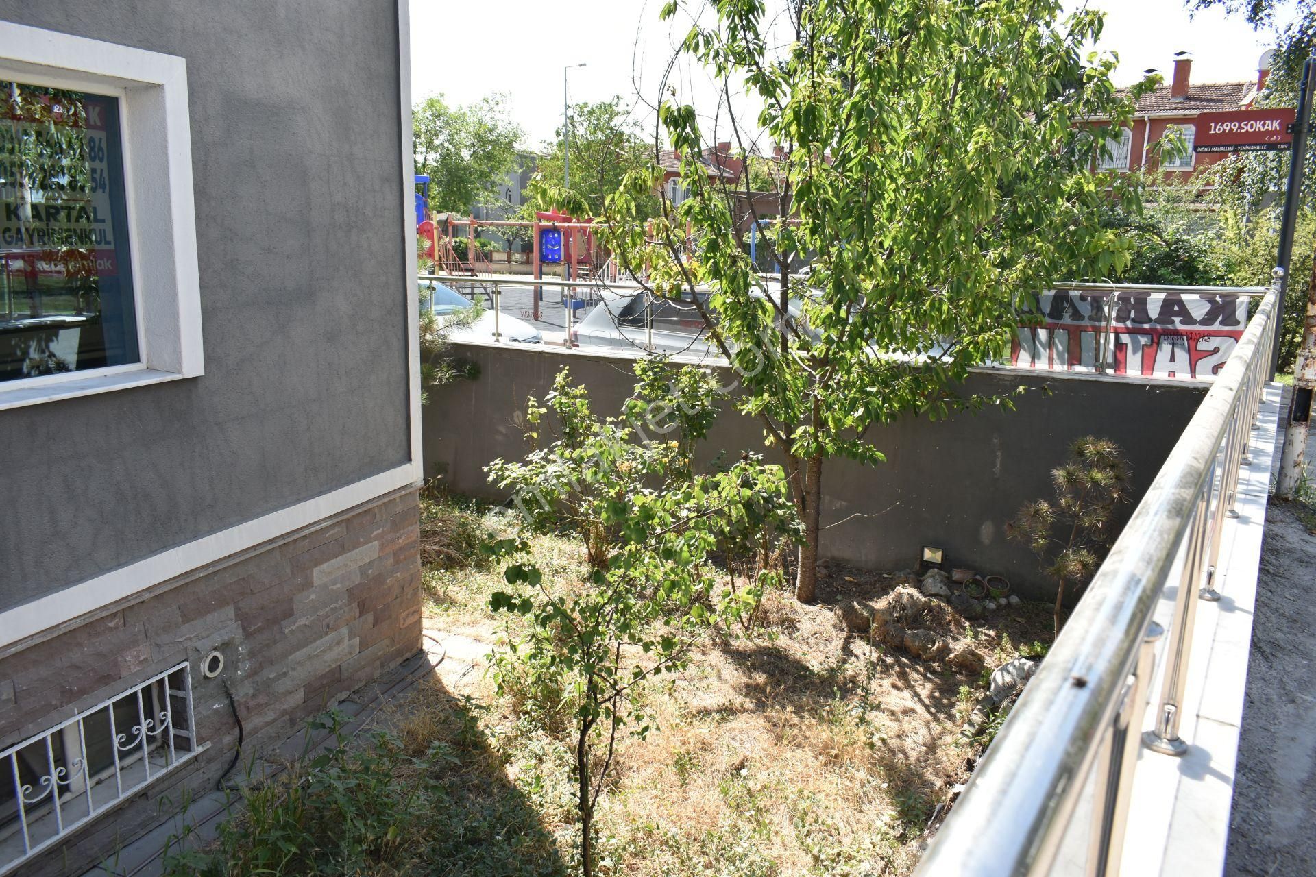 Rıza Acar'dan Velüx Avm Yanında Köşe Bahçeli Full Yapılı Müstakil - Görsel 2