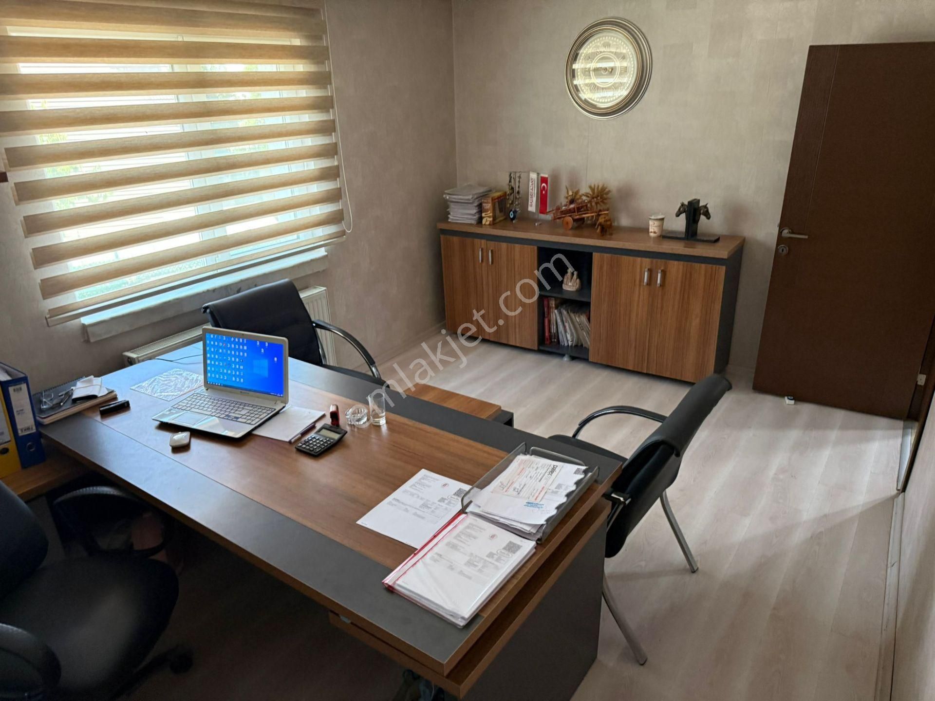 Rıza Acar'dan Velüx Avm Yanında Köşe Bahçeli Full Yapılı Müstakil - Görsel 21