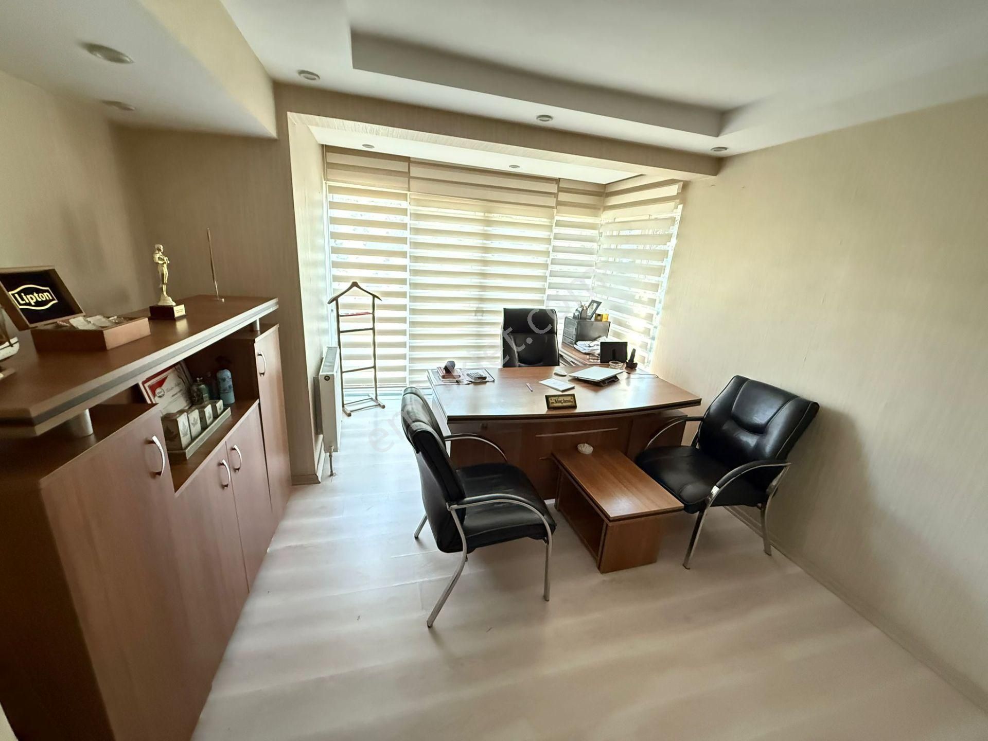 Rıza Acar'dan Velüx Avm Yanında Köşe Bahçeli Full Yapılı Müstakil - Görsel 17