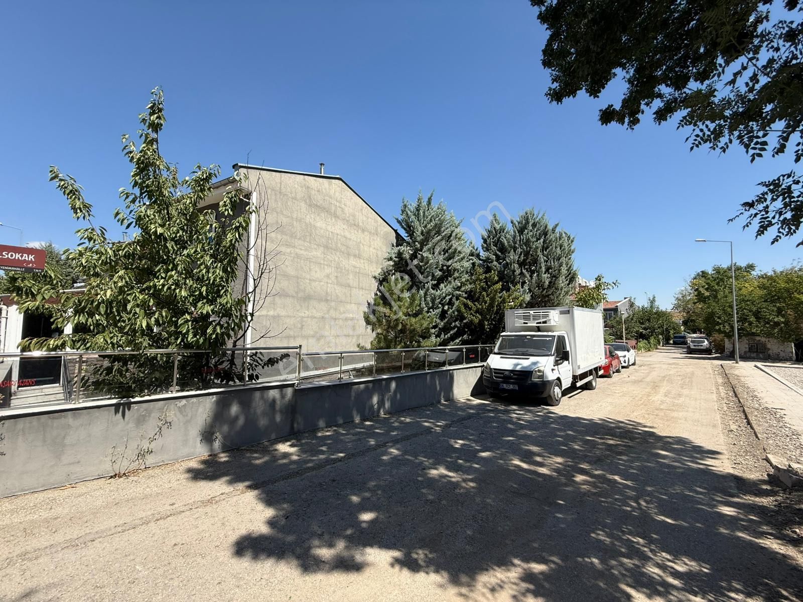 Rıza Acar'dan Velüx Avm Yanında Köşe Bahçeli Full Yapılı Müstakil - Görsel 6