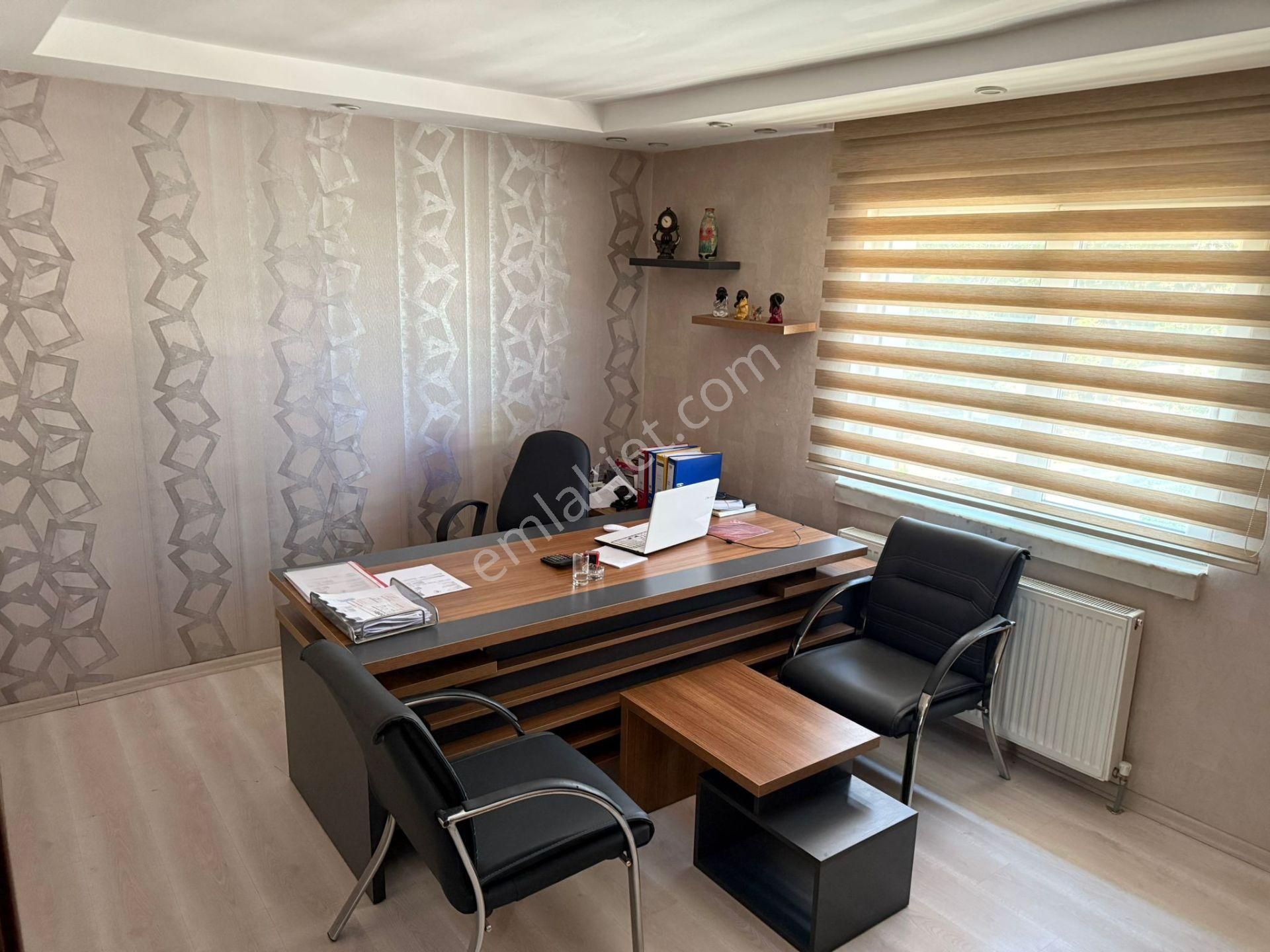 Rıza Acar'dan Velüx Avm Yanında Köşe Bahçeli Full Yapılı Müstakil - Görsel 25