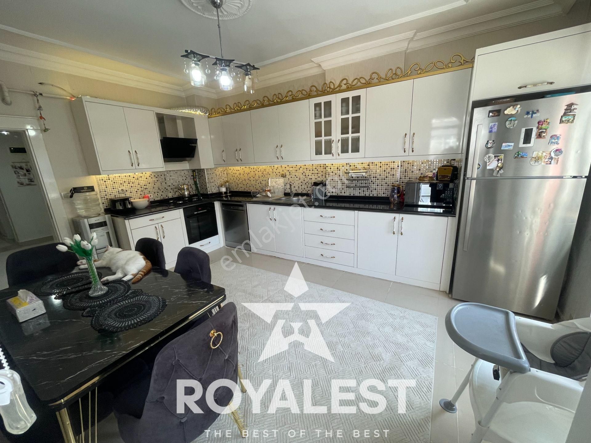 Royalest'ten Çok Lüks Garajlı Hasarsız Hayalindeki Daire Bu 3+1