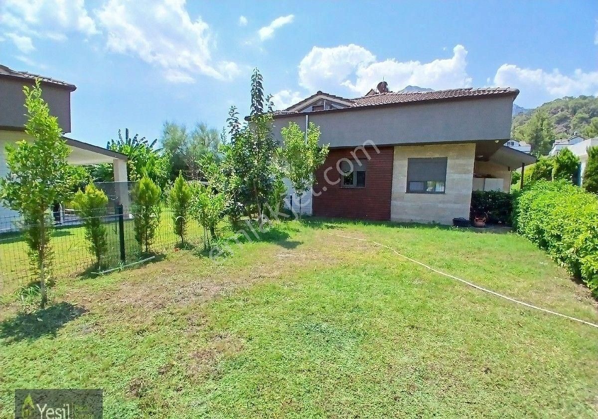 Arslanbucak'ta Satılık 4+1 Müstakil Bahçeli Villa