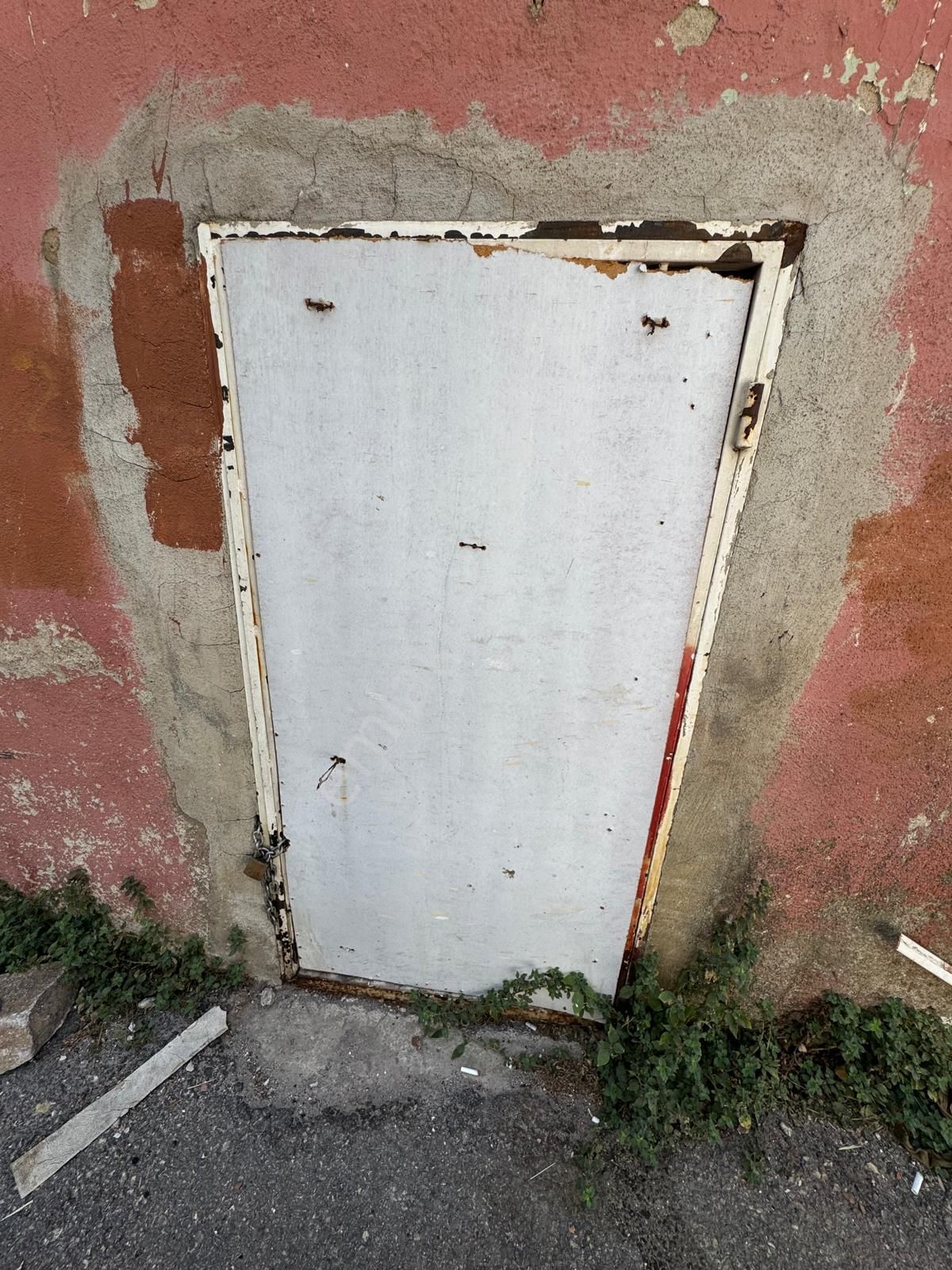 İzmir Karabağlar Yeşilyurt Mah.de Satılık 79m2 3 Katlı Mustakil - Görsel 27