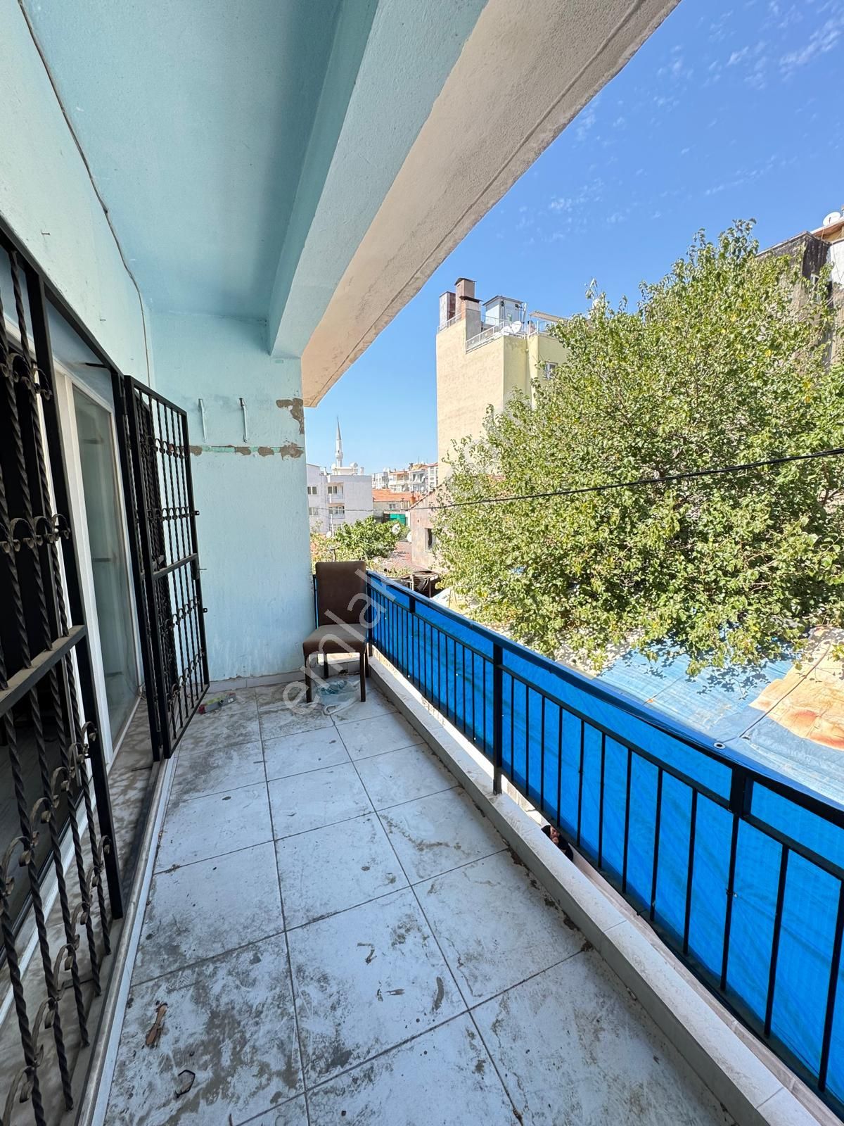 İzmir Karabağlar Yeşilyurt Mah.de Satılık 79m2 3 Katlı Mustakil - Görsel 17