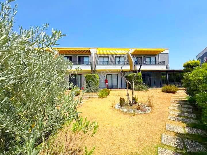 Davutlar Merkez Havuzlu Site Dublex