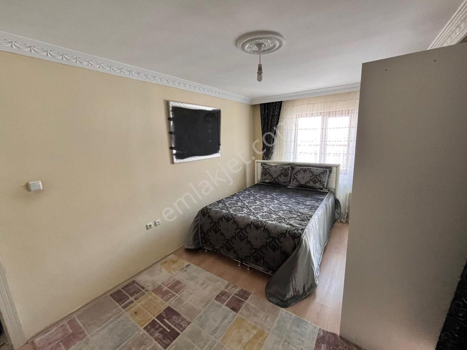 Beşikkaya'da Merkezi Konumda 3+1 Ara Katta Satılık Daire !! - Görsel 11