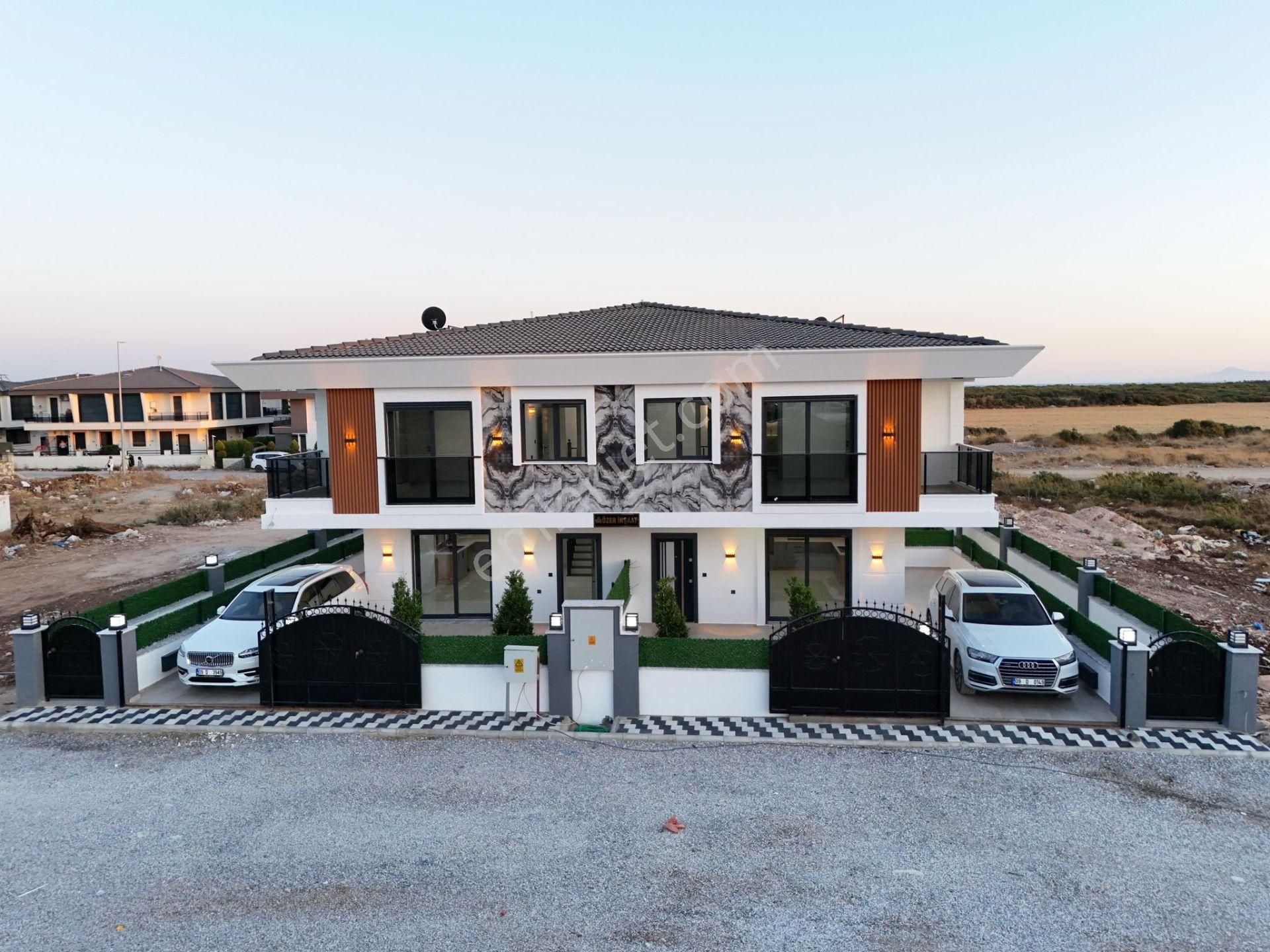 Aydın Didim Efeler Mahallesinde Müstakil Giriş ,3+1 Villa Satılıktır