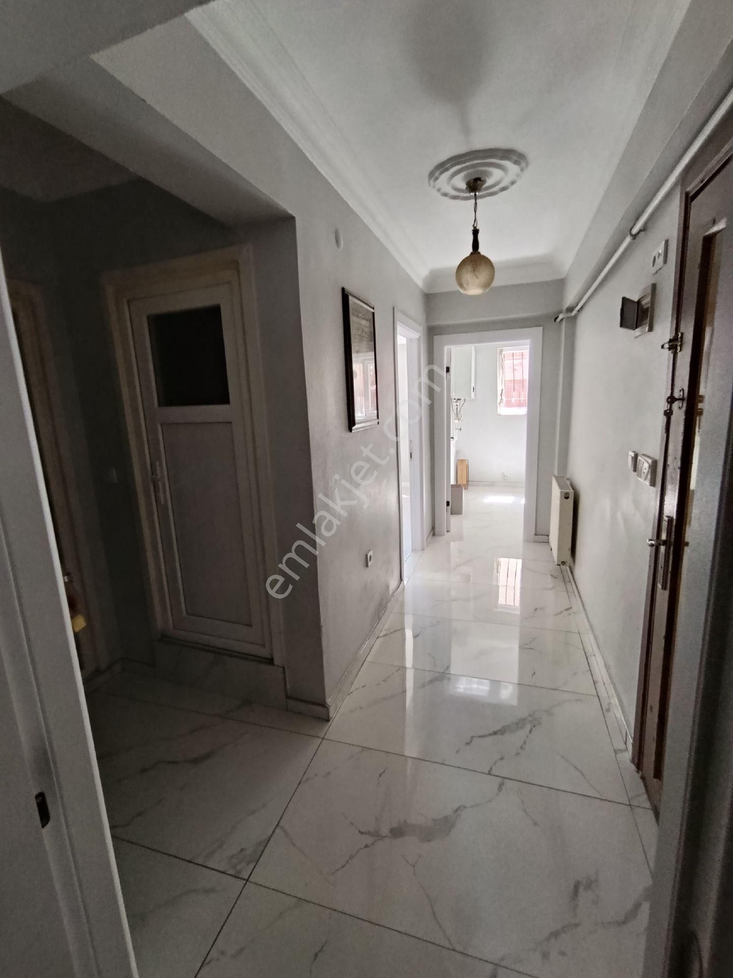 Araz Gayrimenkul 75 Yıl Mahallesinde Satılık Bodrum Daire - Görsel 8