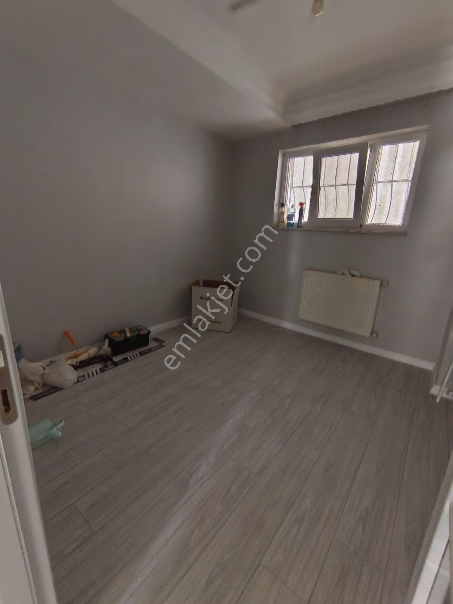 Araz Gayrimenkul 75 Yıl Mahallesinde Satılık Bodrum Daire - Görsel 6