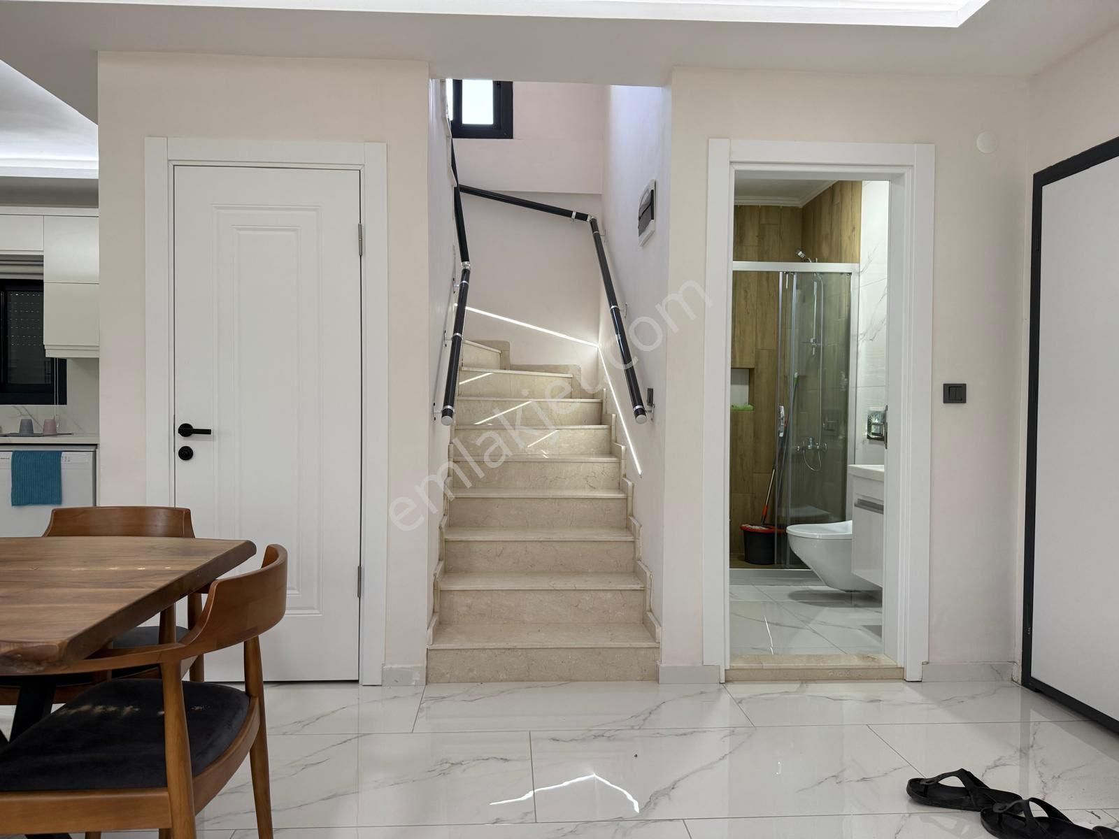 Seferihisar Doğanbeyde Satılık Müstakil 3+1 Villa / Tamamen Tek Bağımskz - Görsel 20