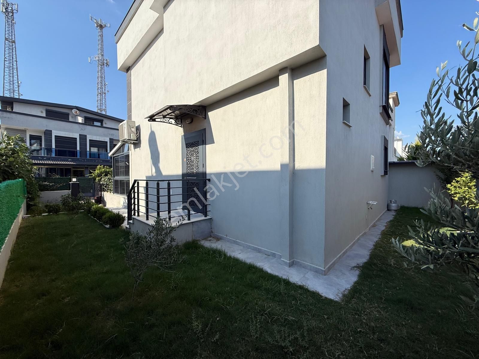 Seferihisar Doğanbeyde Satılık Müstakil 3+1 Villa / Tamamen Tek Bağımskz - Görsel 6