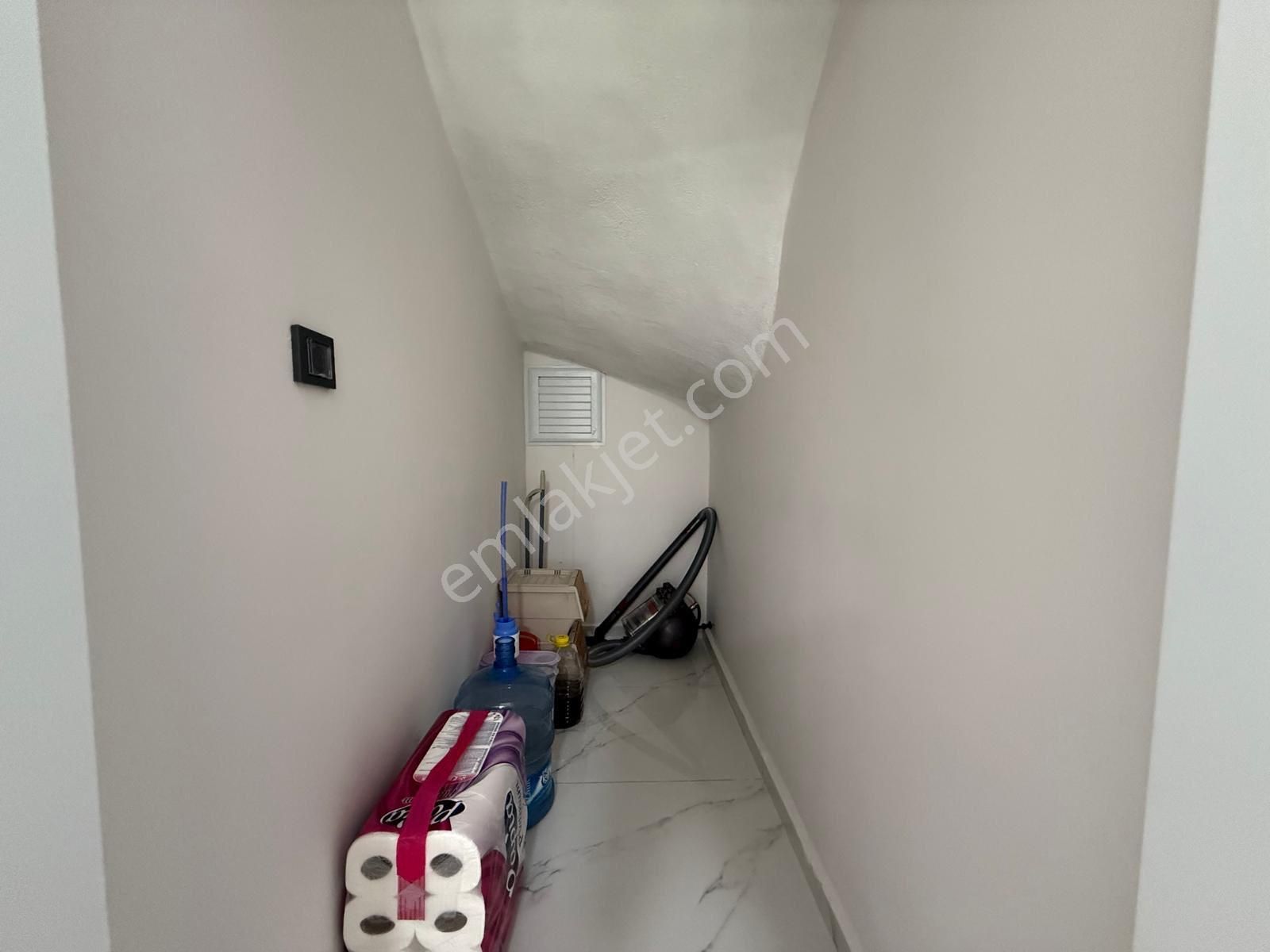 Seferihisar Doğanbeyde Satılık Müstakil 3+1 Villa / Tamamen Tek Bağımskz - Görsel 19