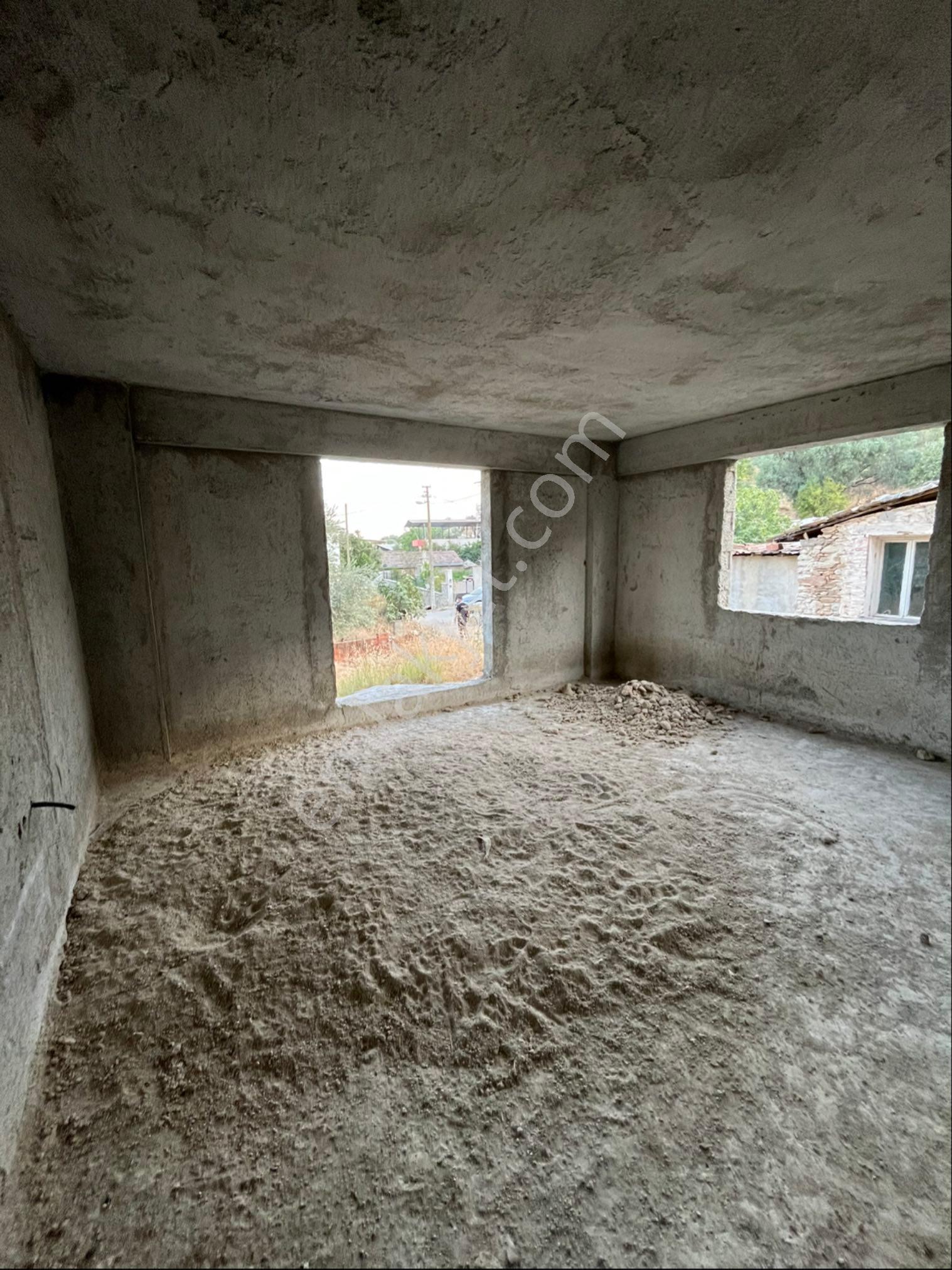 Bozyurt Mahallesinde Satılık Kaba İnşaatı Bitmiş Villa - Görsel 12