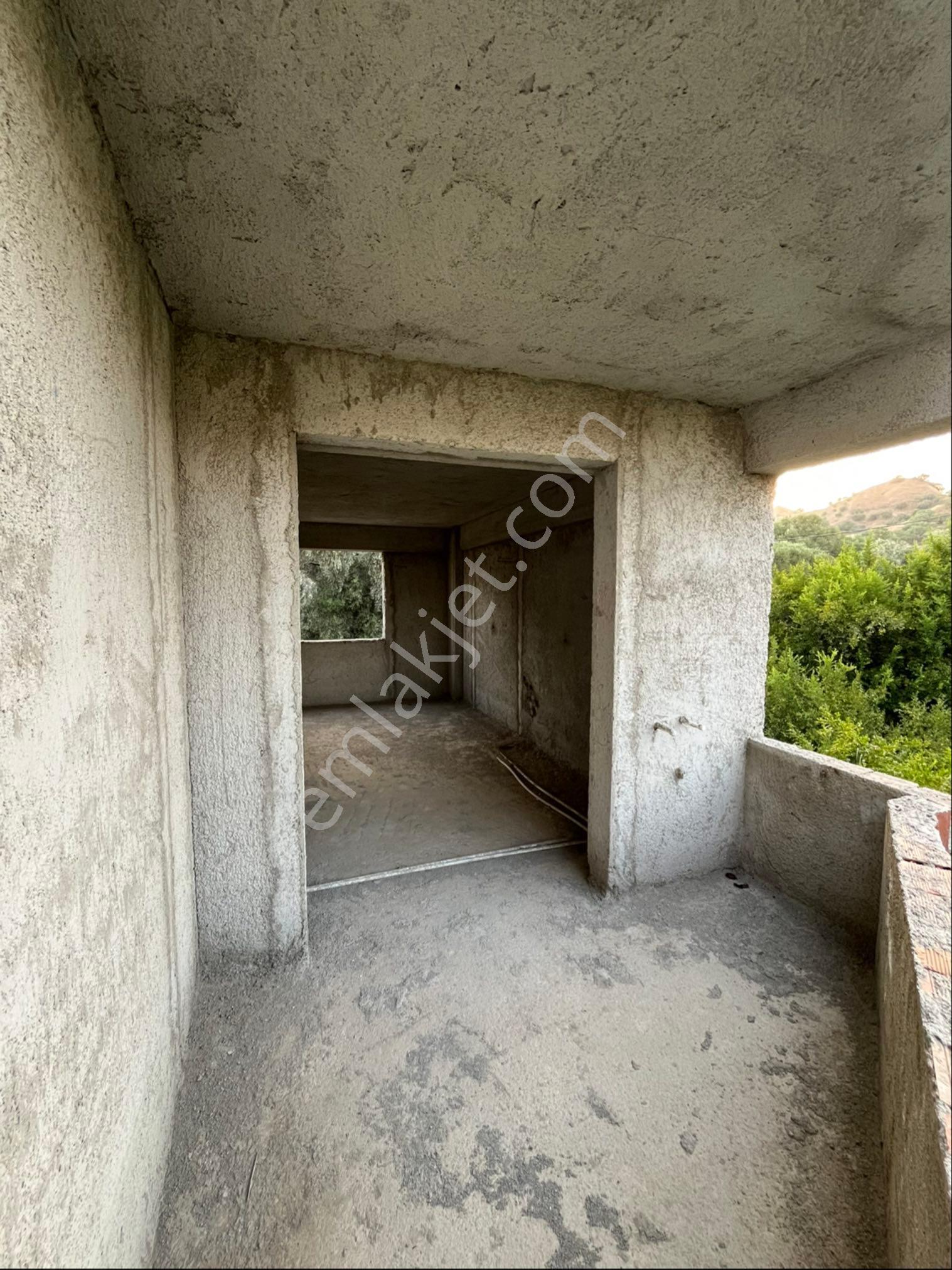 Bozyurt Mahallesinde Satılık Kaba İnşaatı Bitmiş Villa - Görsel 31