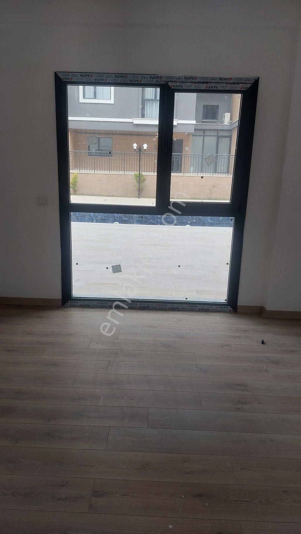 Nezih Bir Sitede 2+1 Satılık Bahçe Katı Daire - Görsel 9