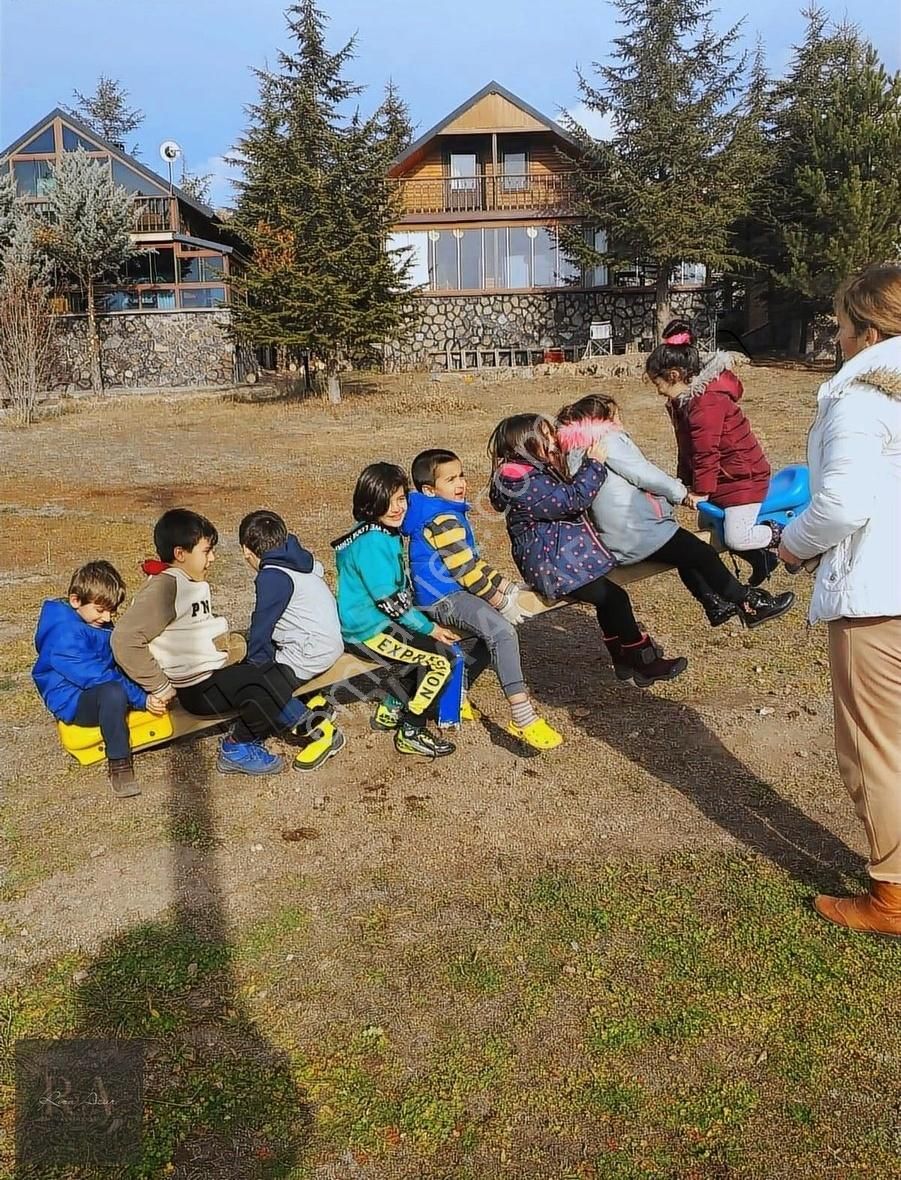 Rıza Acar'dan Çamlıdere Beyler Mah. 2+1 Ahsap Villa Site İçerisi - Görsel 9