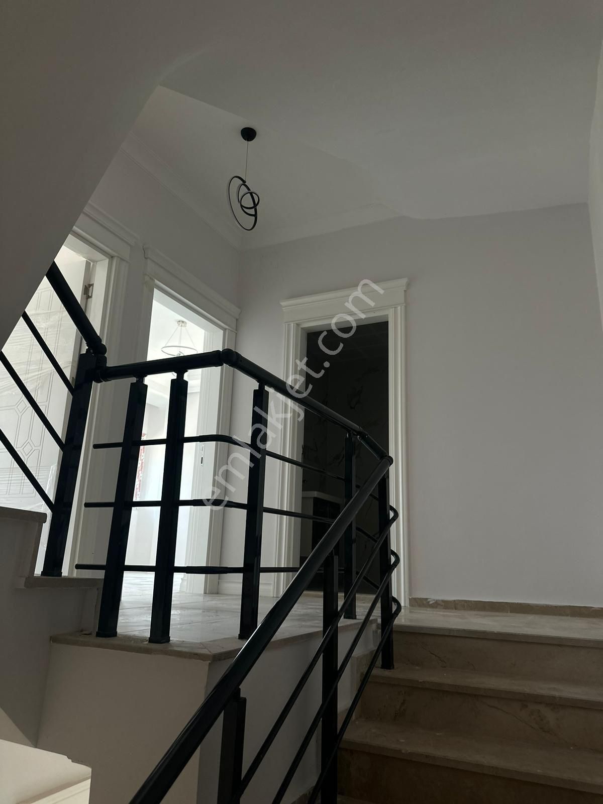 Dalaman Karaçalı Mahallesi Site İçi Havuzlu Tripleks Villa - Görsel 8