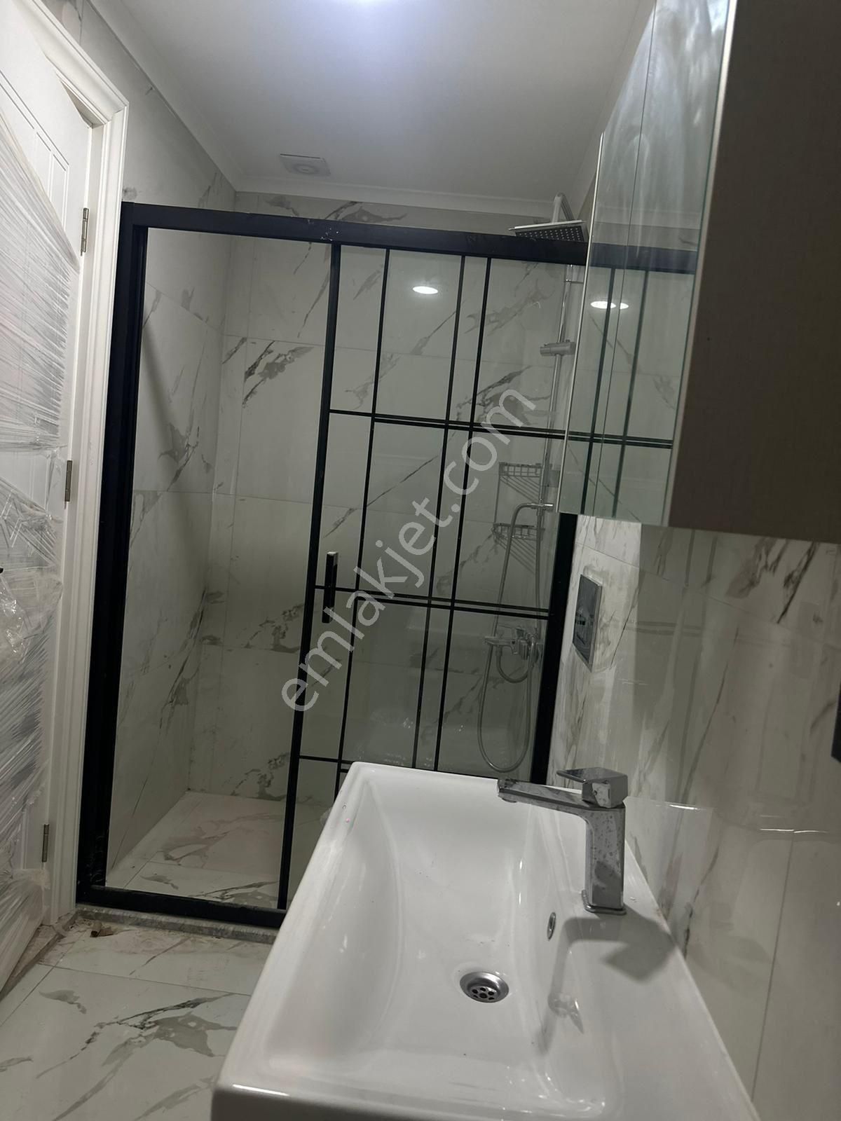 Dalaman Karaçalı Mahallesi Site İçi Havuzlu Tripleks Villa - Görsel 9