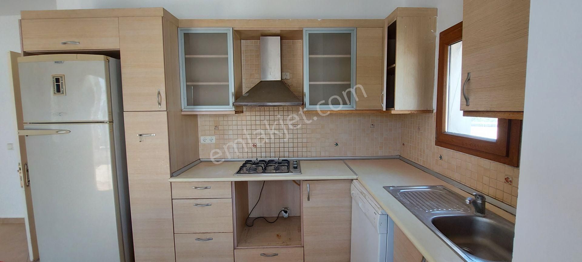 Merkez Marinaya Yürüme Mesafesinde Havuzlu Bakımlı Elit Sitede - Görsel 5