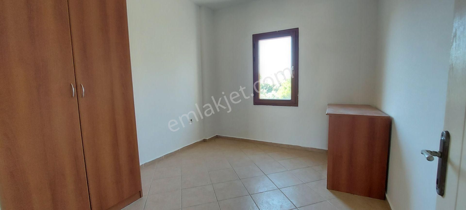 Merkez Marinaya Yürüme Mesafesinde Havuzlu Bakımlı Elit Sitede - Görsel 26