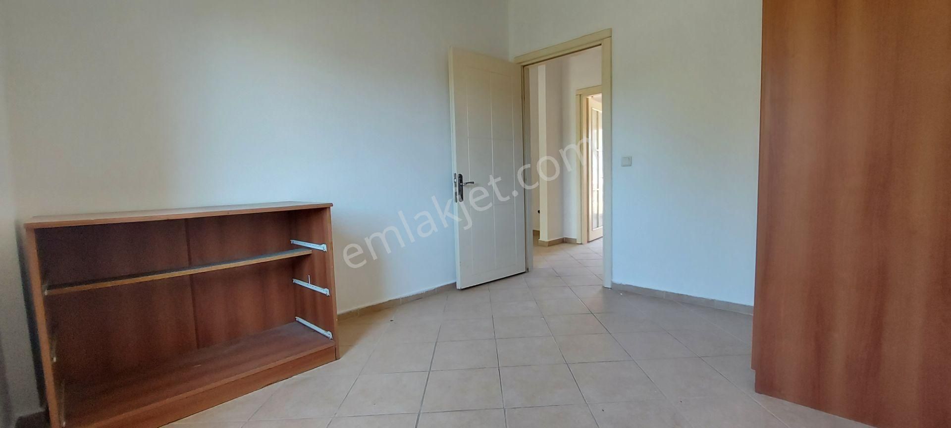 Merkez Marinaya Yürüme Mesafesinde Havuzlu Bakımlı Elit Sitede - Görsel 27