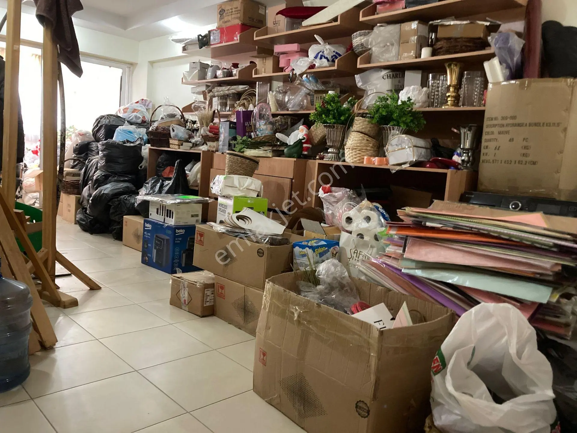 Nazilli Kuaförler Sokağında Satılık 140m² 3 Katlı Dükkan - Görsel 14