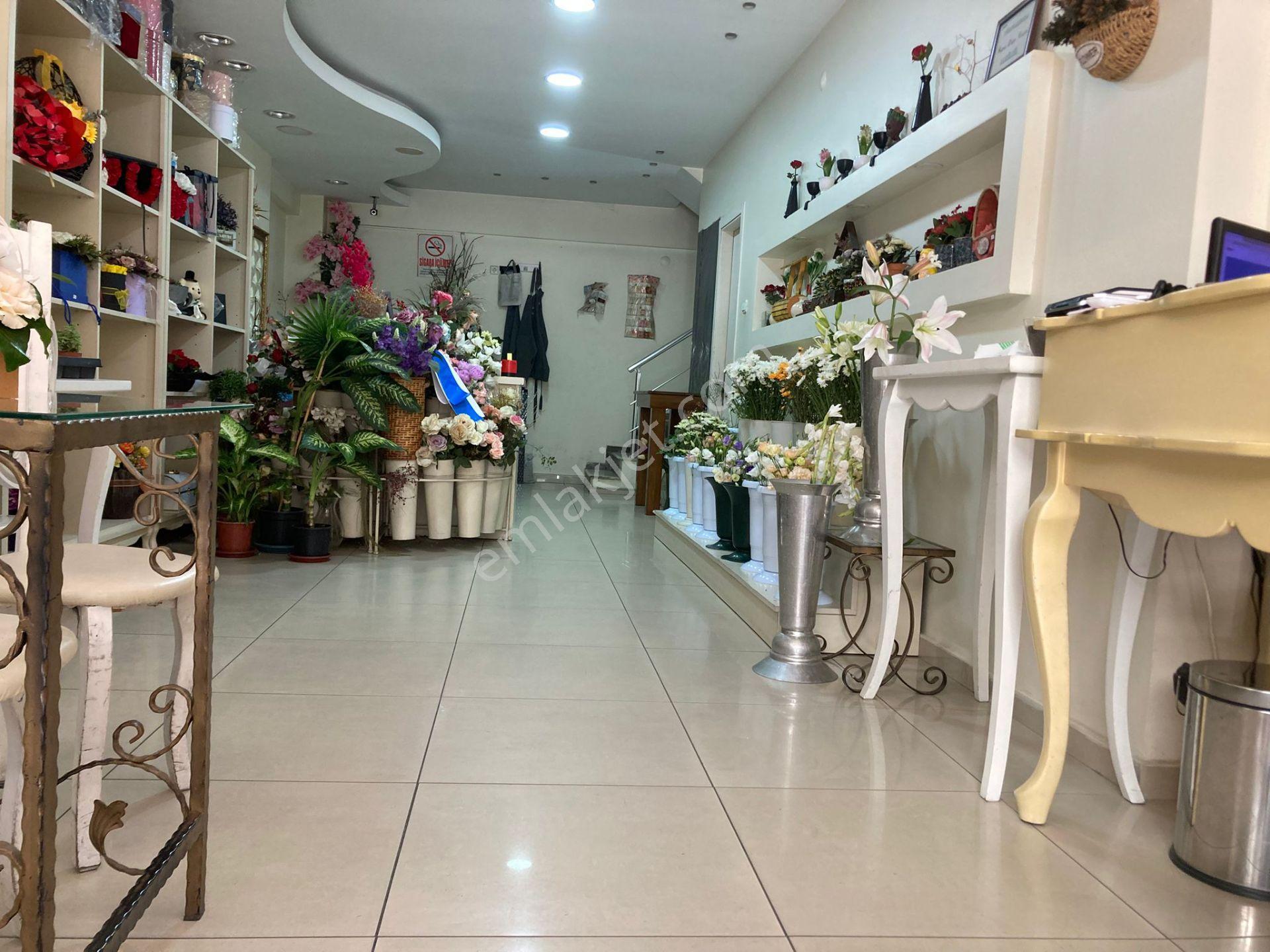 Nazilli Kuaförler Sokağında Satılık 140m² 3 Katlı Dükkan - Görsel 8