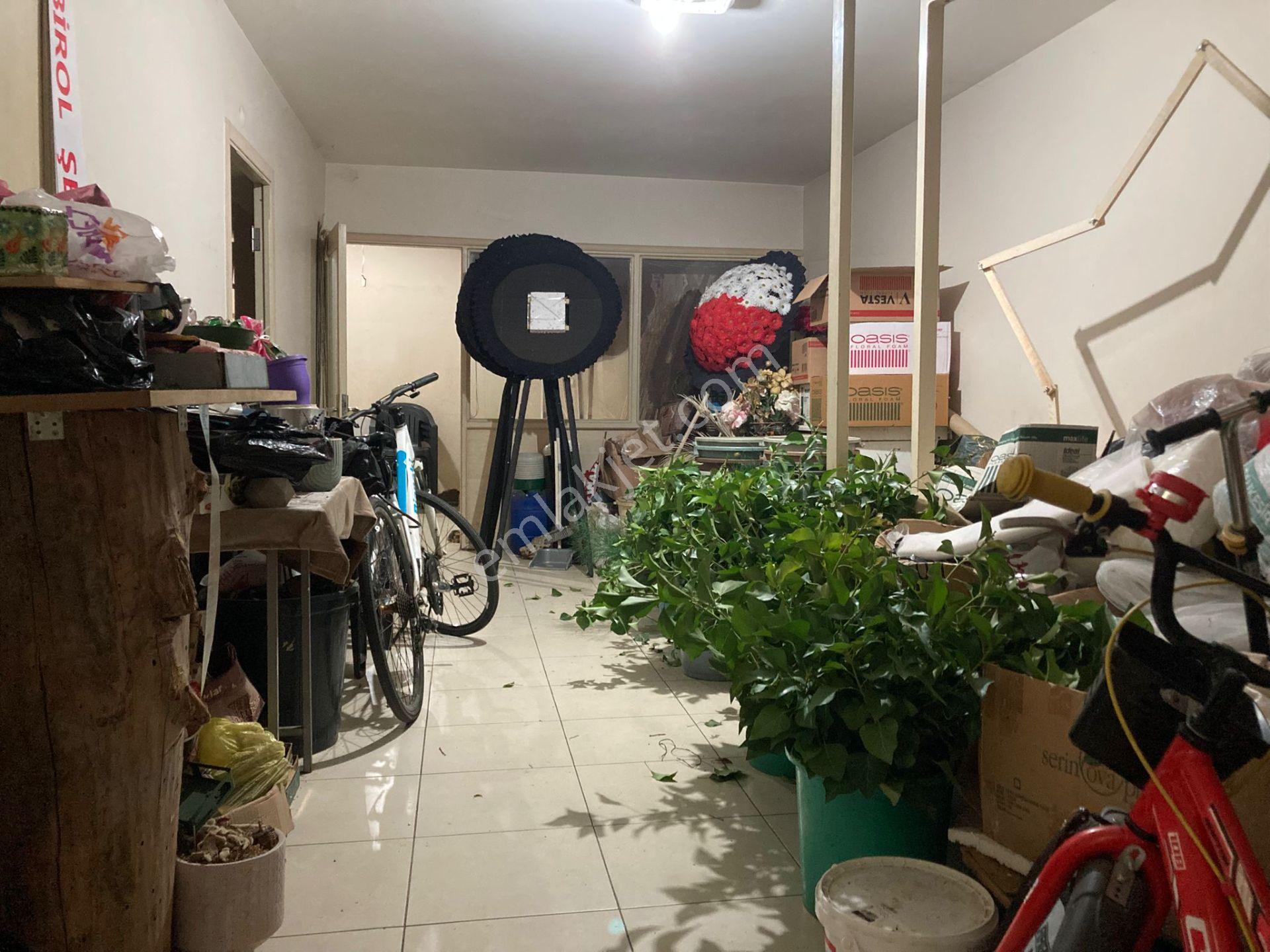 Nazilli Kuaförler Sokağında Satılık 140m² 3 Katlı Dükkan - Görsel 16