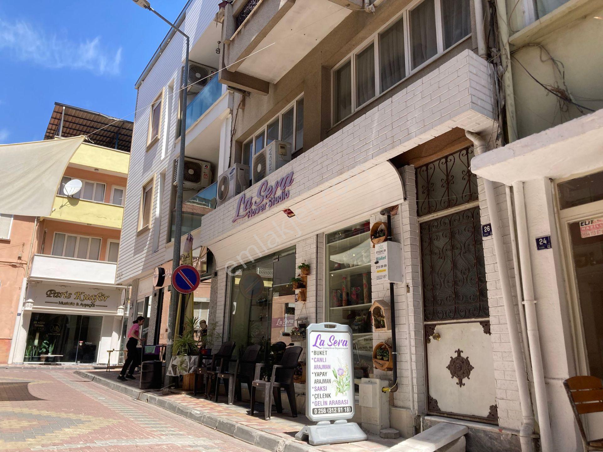 Nazilli Kuaförler Sokağında Satılık 140m² 3 Katlı Dükkan - Görsel 7