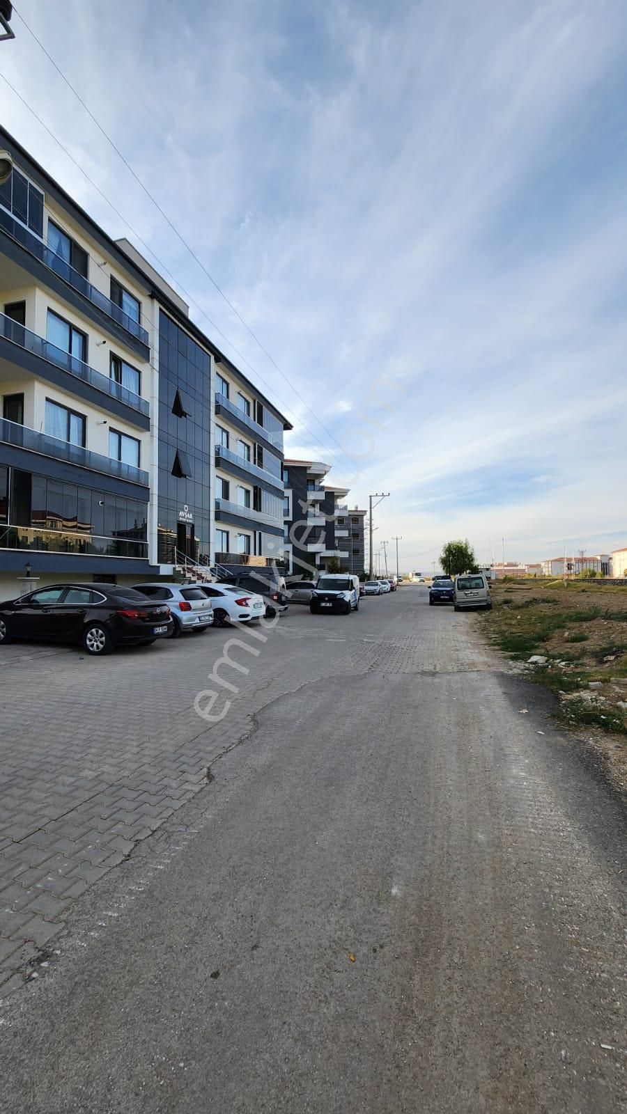 Afyon Erkmen Kanal3 Tv Arkasında Satılık Daire 4+1 - Görsel 3