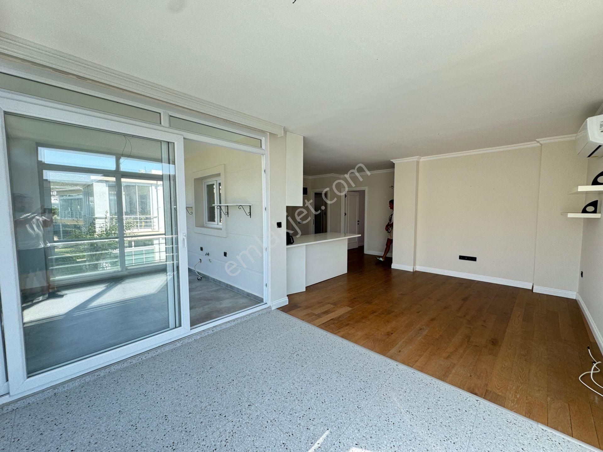 Agr Group'tan Konacık Merkez Satılık Düz Ayak 3+1 Daire - Görsel 11